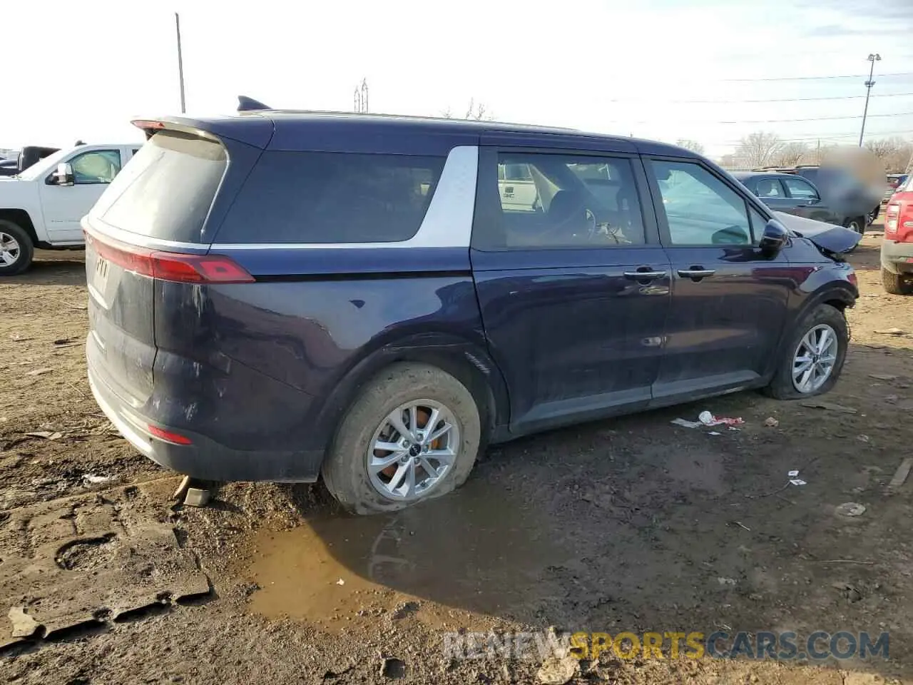 3 fotografías del automóvil dañado KNDNB4H34R6355298 KIA CARNIVAL L 2024