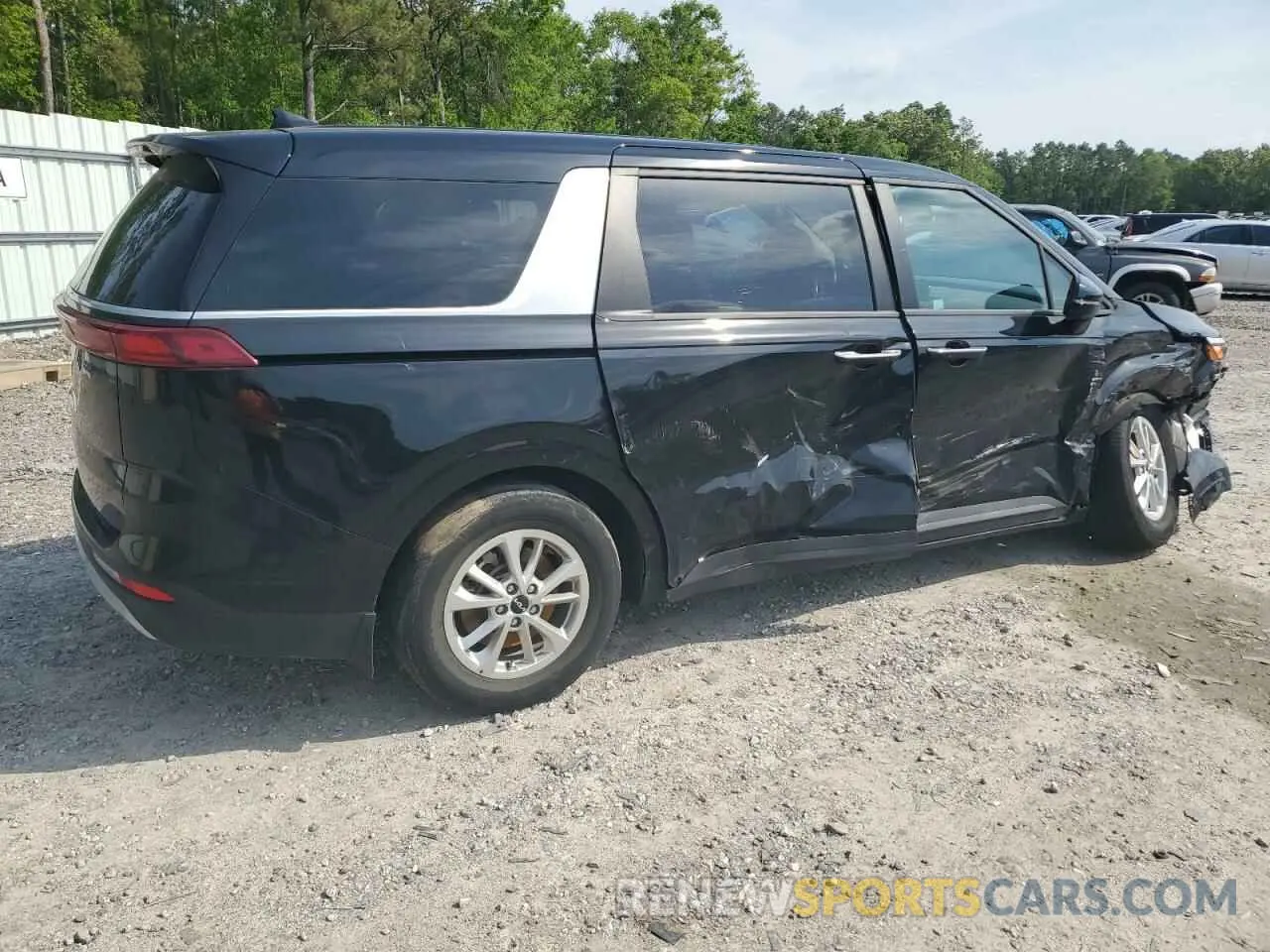 3 fotografías del automóvil dañado KNDNB4H36R6367310 KIA CARNIVAL L 2024