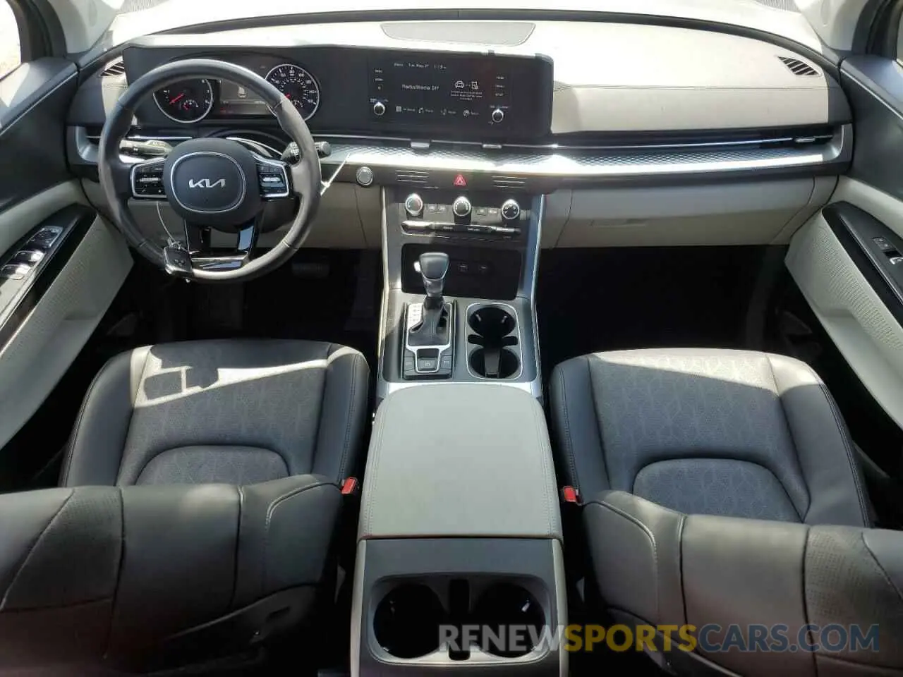 8 fotografías del automóvil dañado KNDNB4H36R6401617 KIA CARNIVAL L 2024