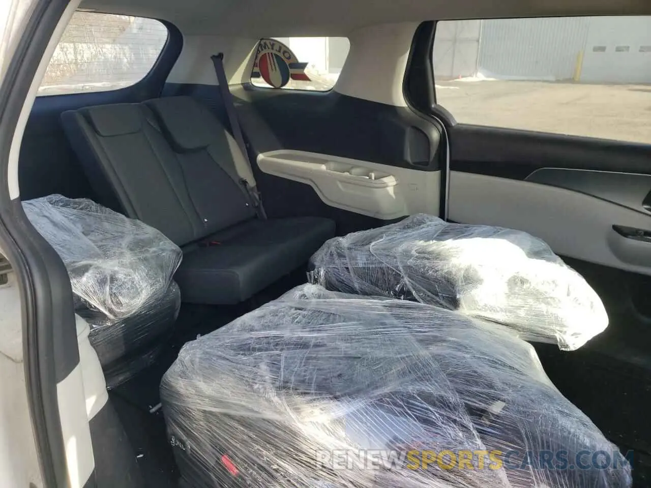 10 fotografías del automóvil dañado KNDNB5H30R6311577 KIA CARNIVAL L 2024