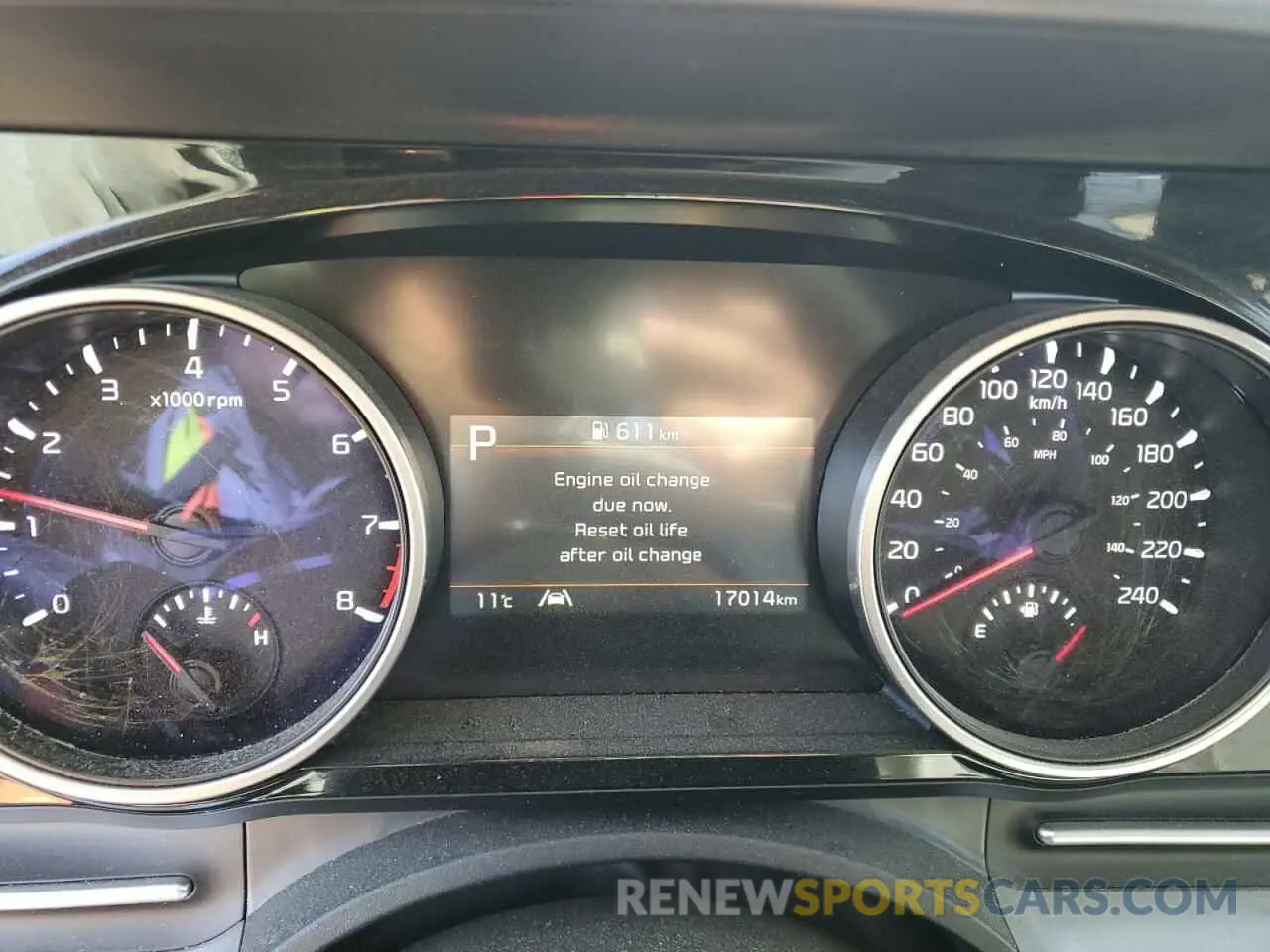 9 fotografías del automóvil dañado KNDNB5H37R6384333 KIA CARNIVAL L 2024