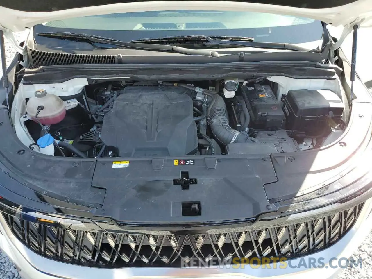 12 fotografías del automóvil dañado KNDNB5K31S6477900 KIA CARNIVAL L 2025