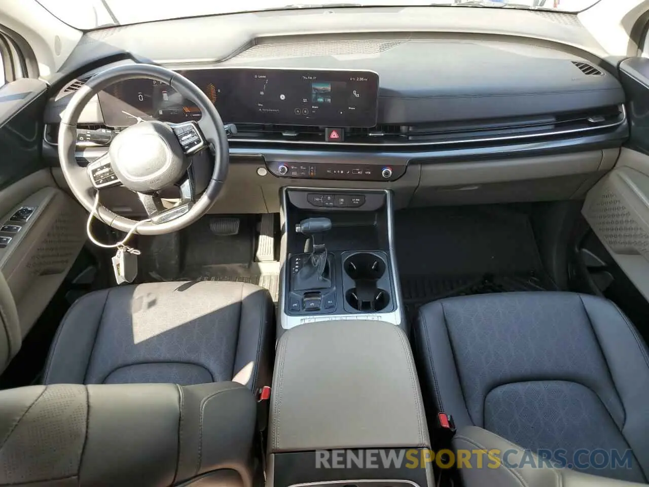 8 fotografías del automóvil dañado KNDNB5K31S6477900 KIA CARNIVAL L 2025