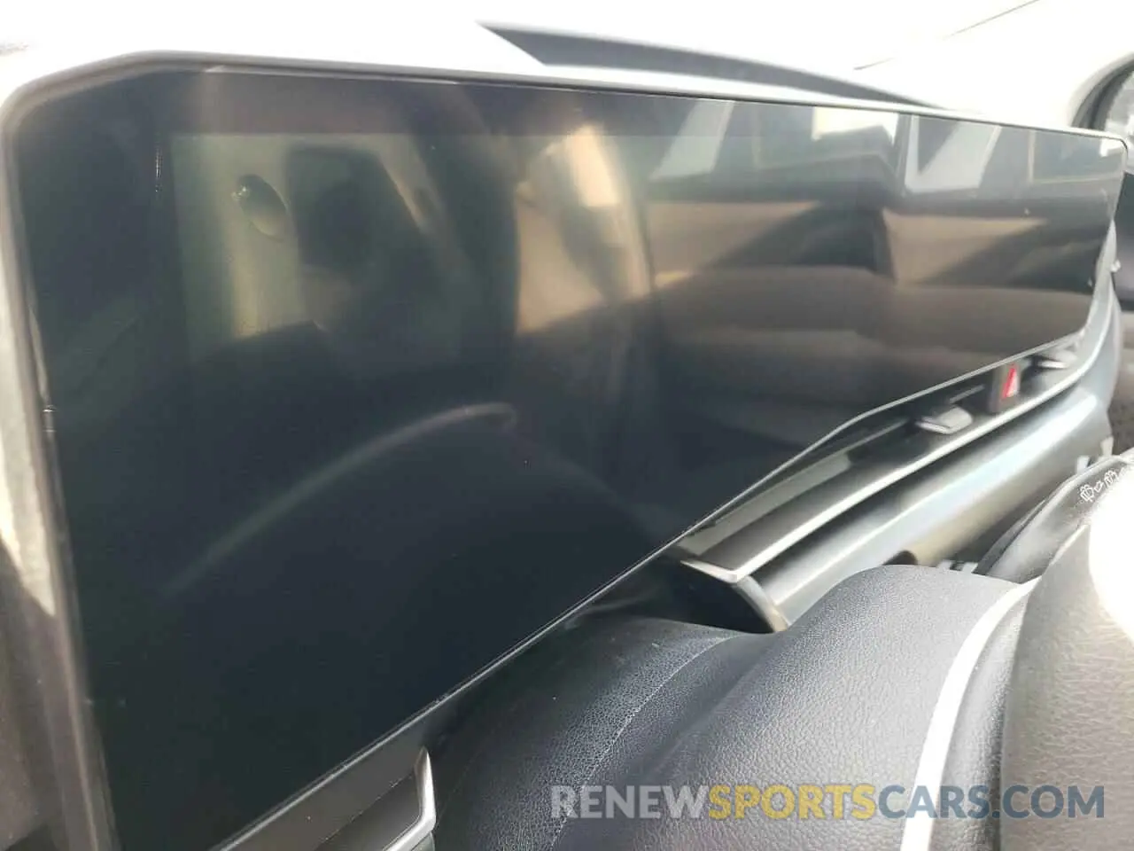 9 fotografías del automóvil dañado KNDNB5K3XS6461856 KIA CARNIVAL L 2025