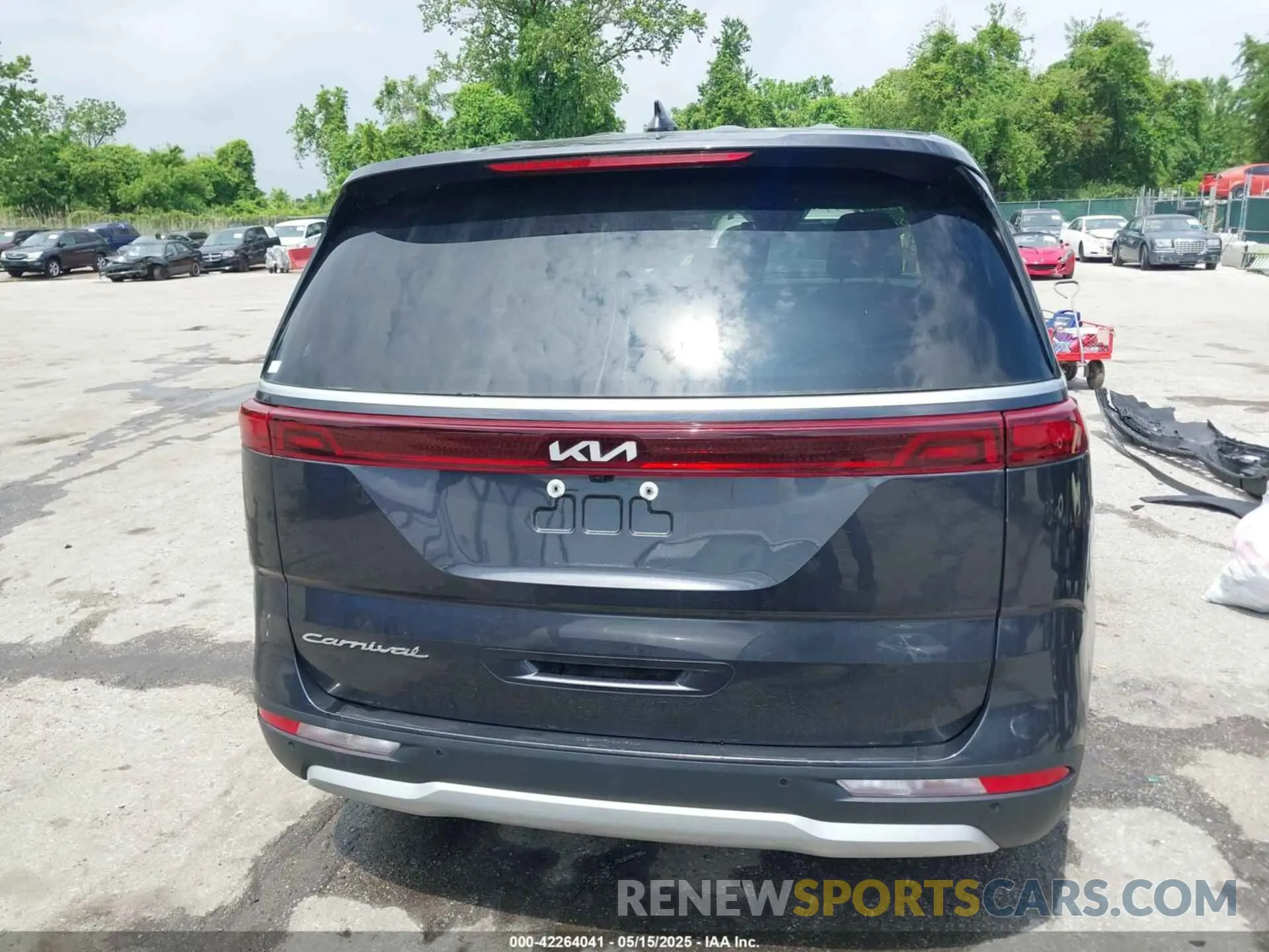 16 fotografías del automóvil dañado KNDNB4H33N6115072 KIA CARNIVAL MPV 2022