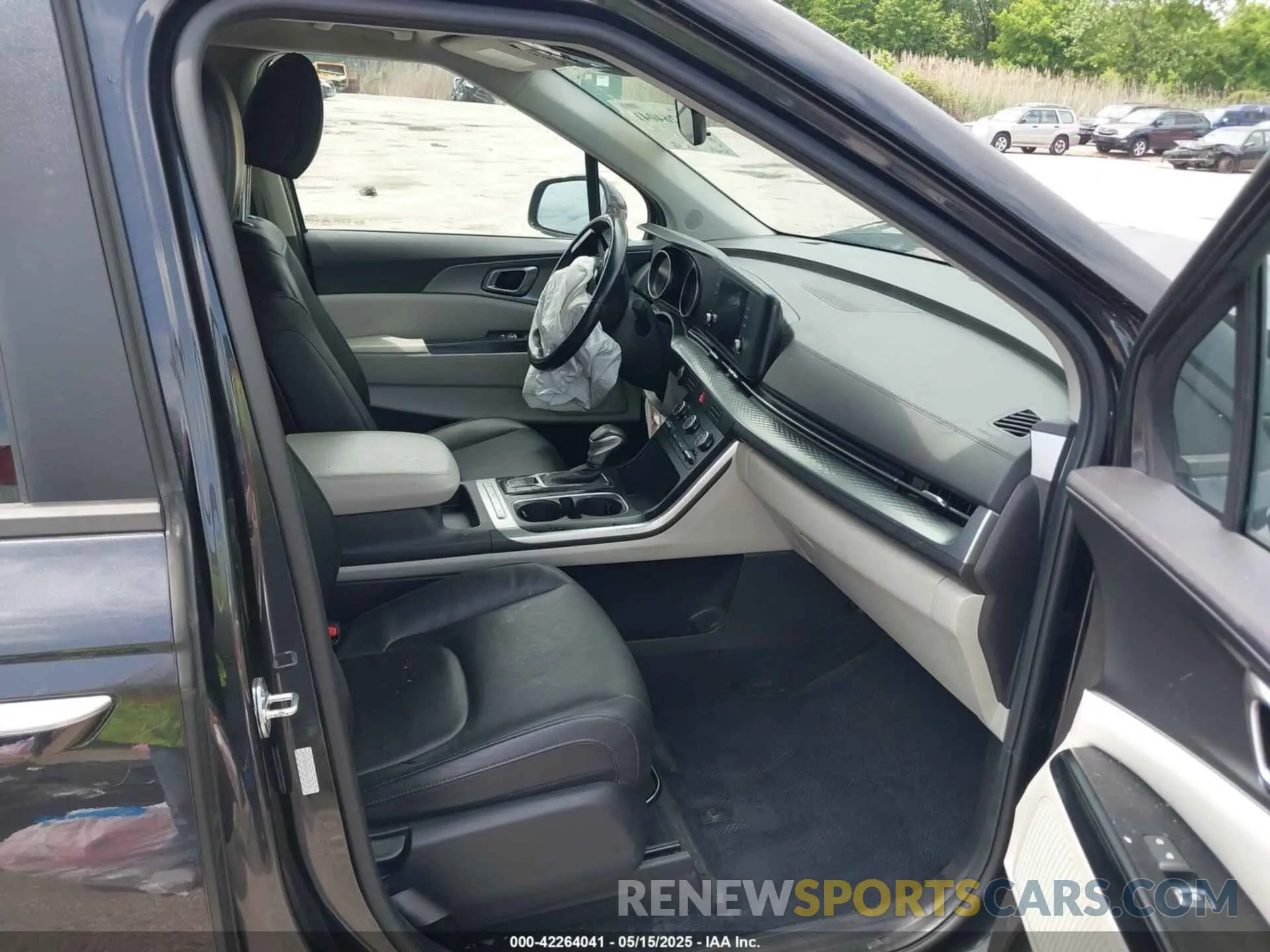 5 fotografías del automóvil dañado KNDNB4H33N6115072 KIA CARNIVAL MPV 2022
