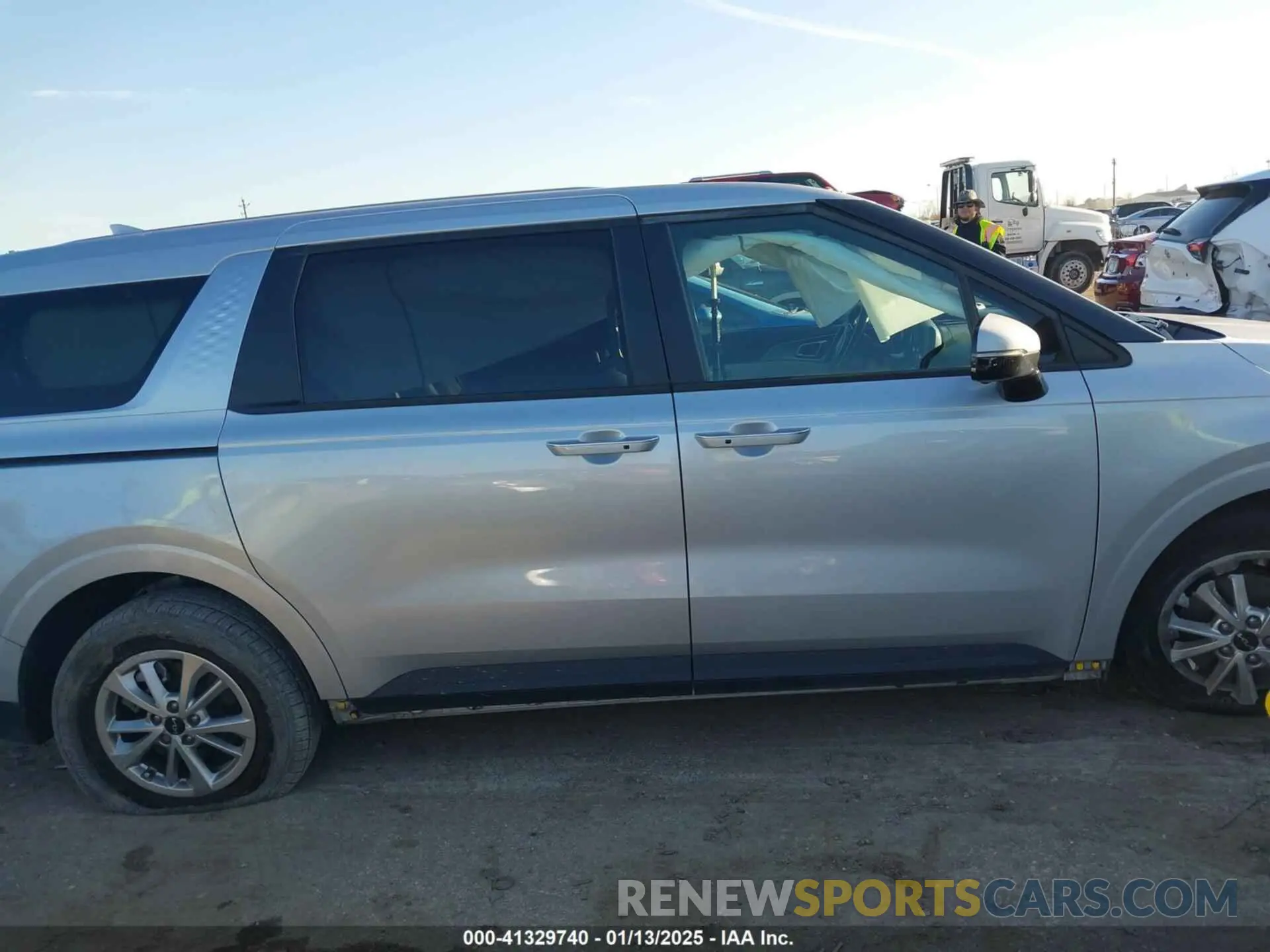 13 fotografías del automóvil dañado KNDNB4H34N6169190 KIA CARNIVAL MPV 2022