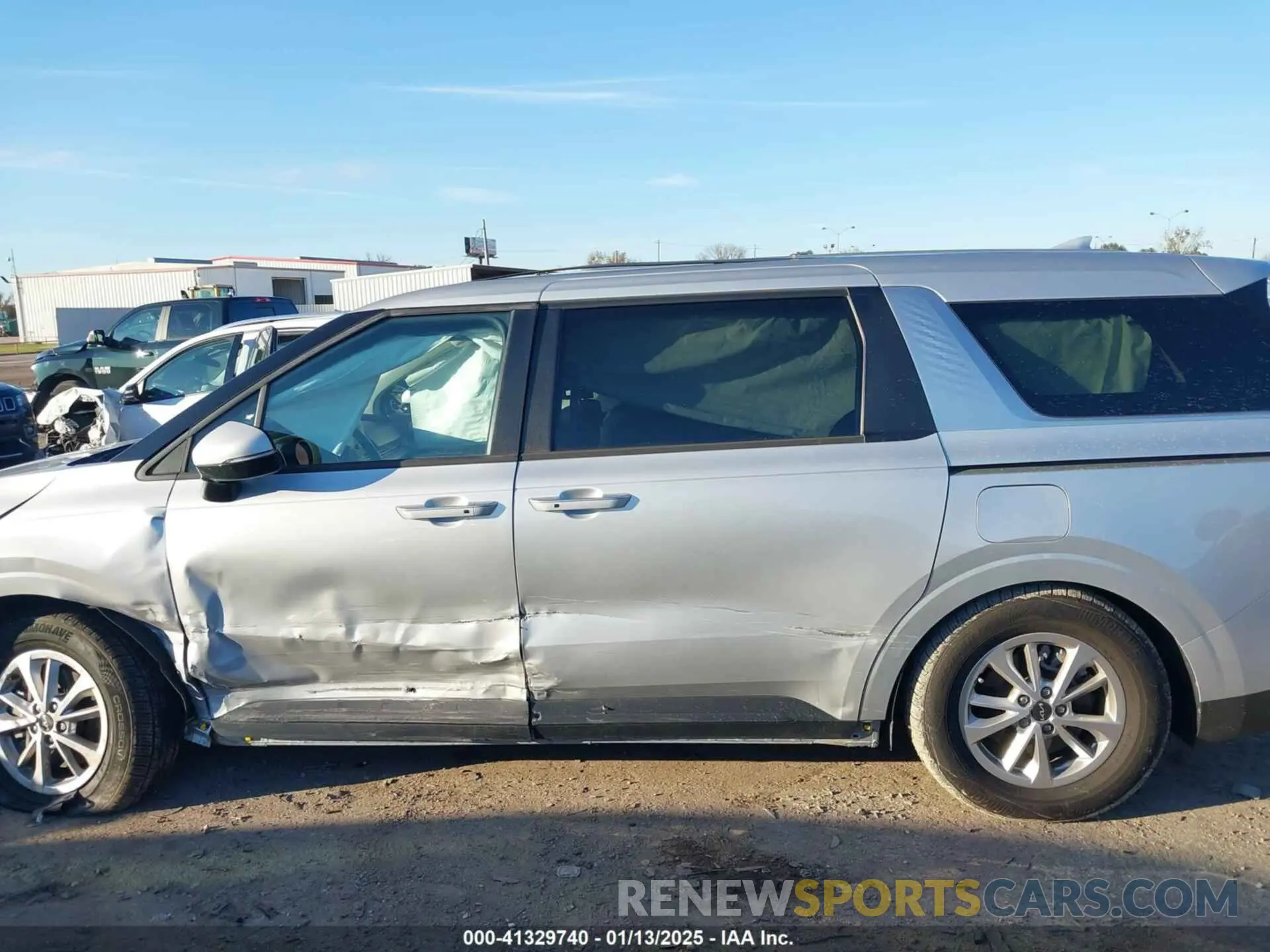 14 fotografías del automóvil dañado KNDNB4H34N6169190 KIA CARNIVAL MPV 2022