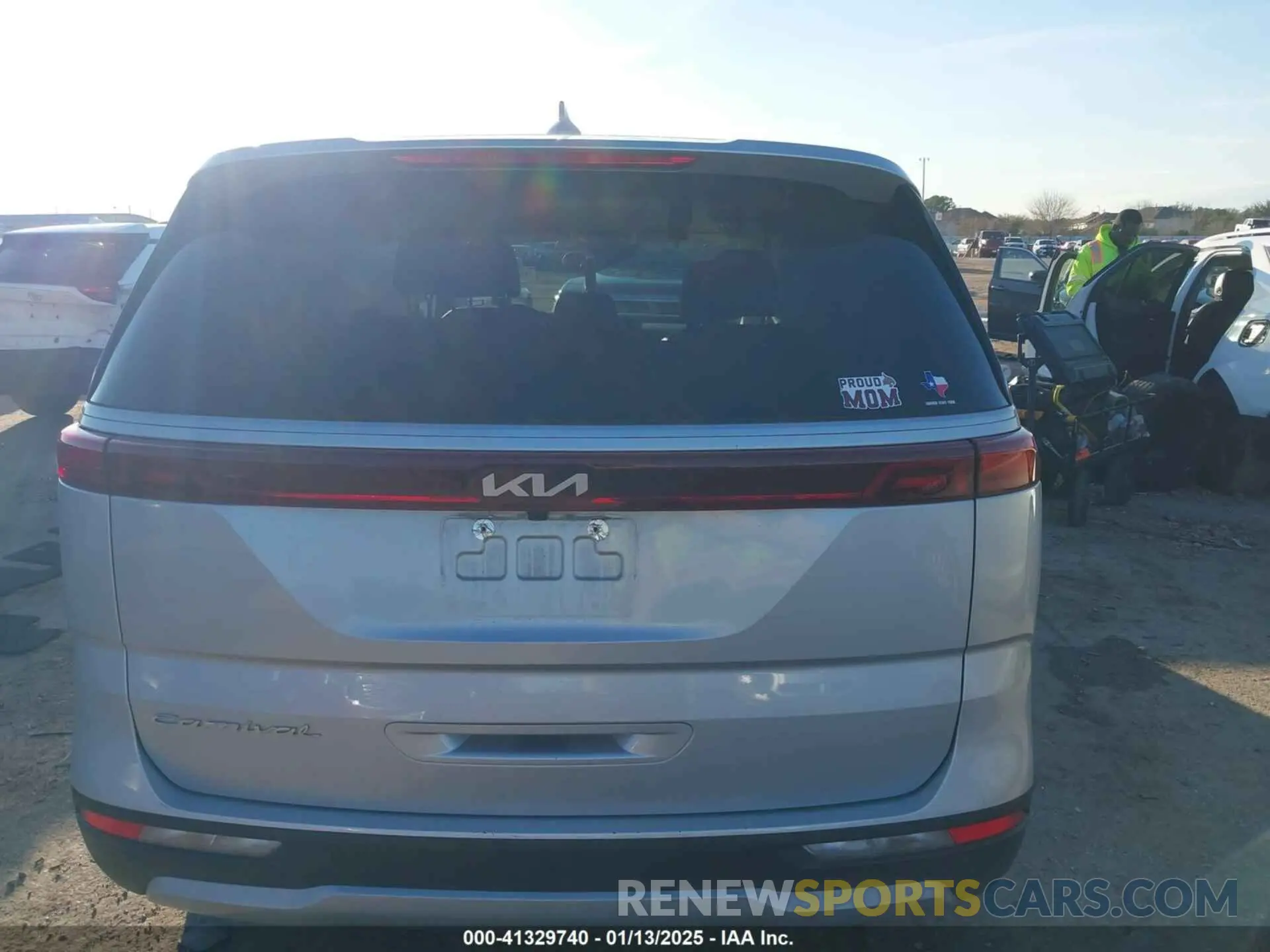 16 fotografías del automóvil dañado KNDNB4H34N6169190 KIA CARNIVAL MPV 2022