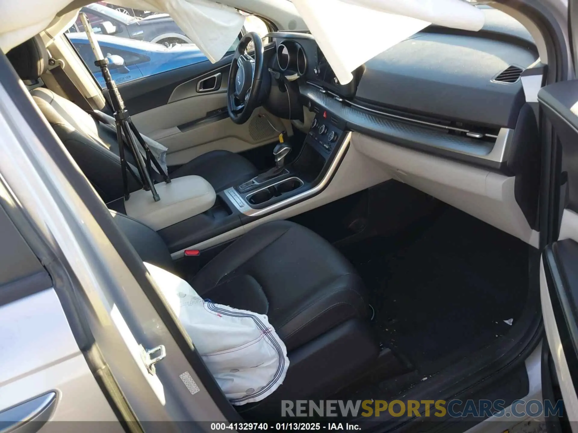 5 fotografías del automóvil dañado KNDNB4H34N6169190 KIA CARNIVAL MPV 2022
