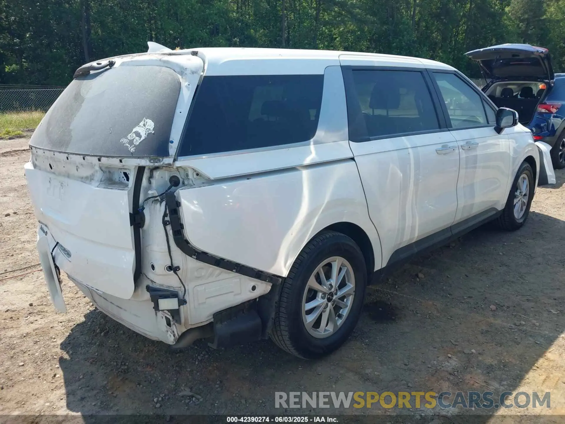 4 fotografías del automóvil dañado KNDNB4H36N6097554 KIA CARNIVAL MPV 2022