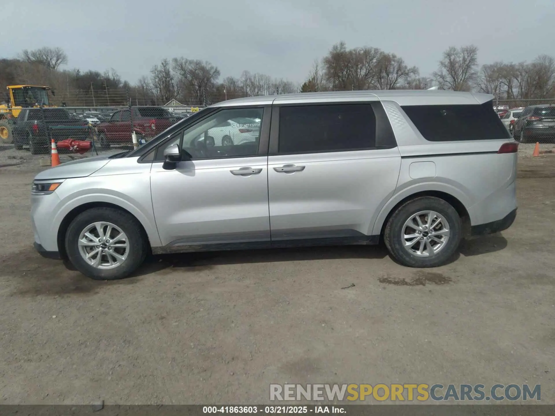 14 fotografías del automóvil dañado KNDNB4H38N6067651 KIA CARNIVAL MPV 2022
