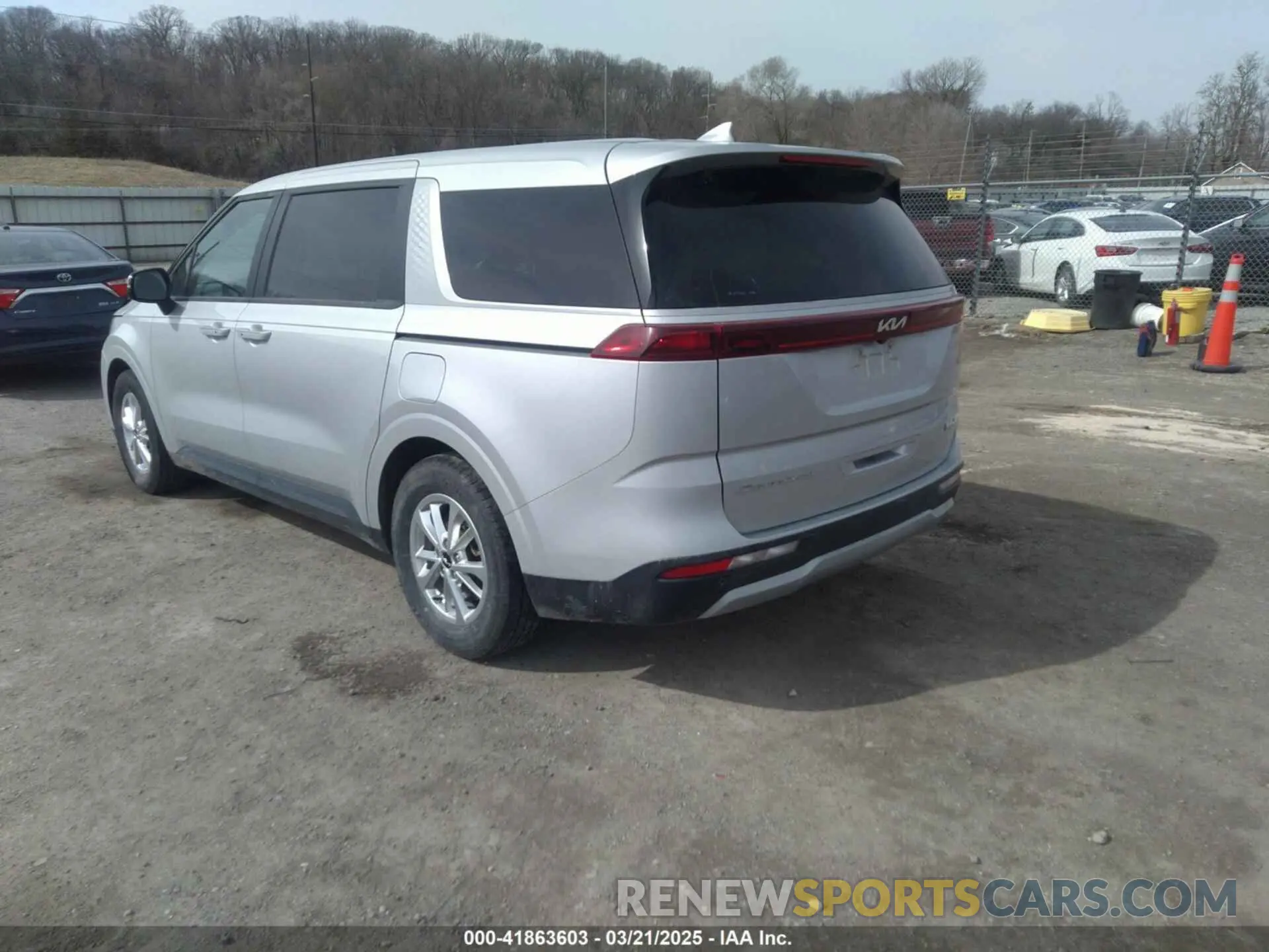 3 fotografías del automóvil dañado KNDNB4H38N6067651 KIA CARNIVAL MPV 2022