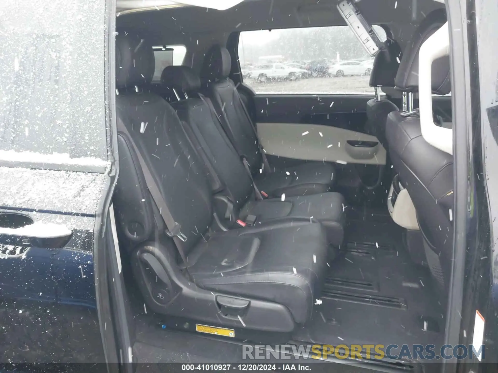 8 fotografías del automóvil dañado KNDNC5H35N6078707 KIA CARNIVAL MPV 2022
