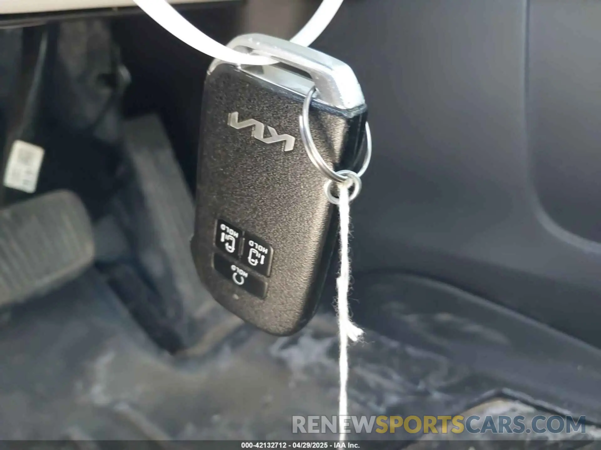 11 fotografías del automóvil dañado KNDNC5H3XN6061465 KIA CARNIVAL MPV 2022