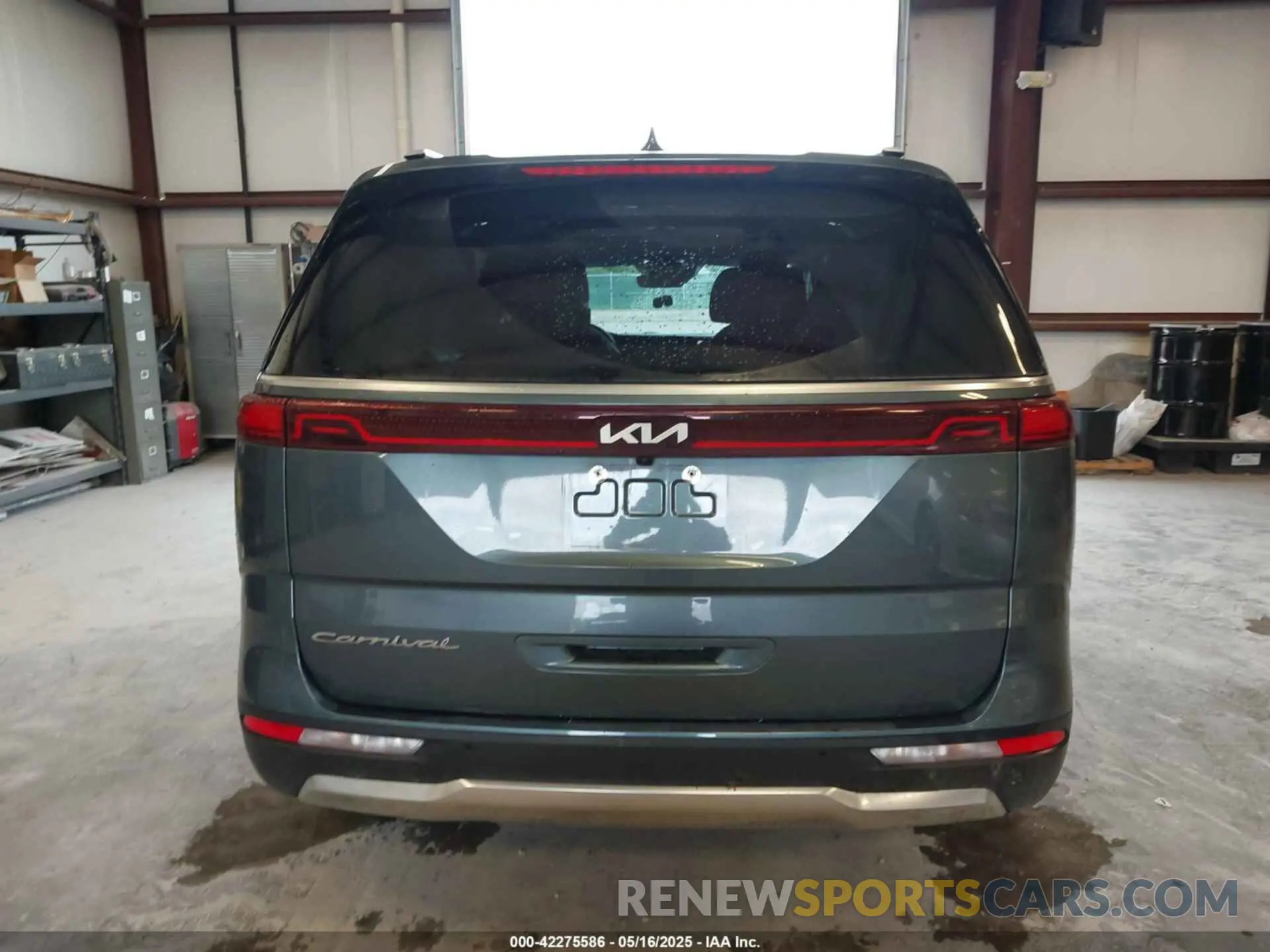 17 fotografías del automóvil dañado KNDNE5H34N6062198 KIA CARNIVAL MPV 2022