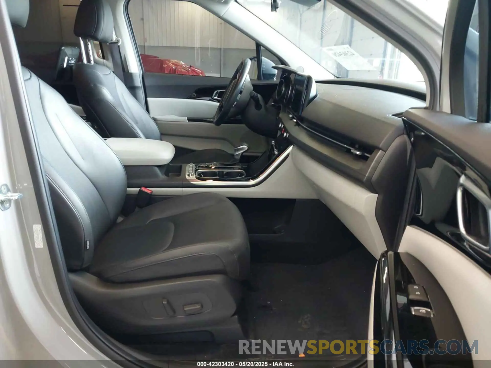 5 fotografías del automóvil dañado KNDNE5H38N6143429 KIA CARNIVAL MPV 2022
