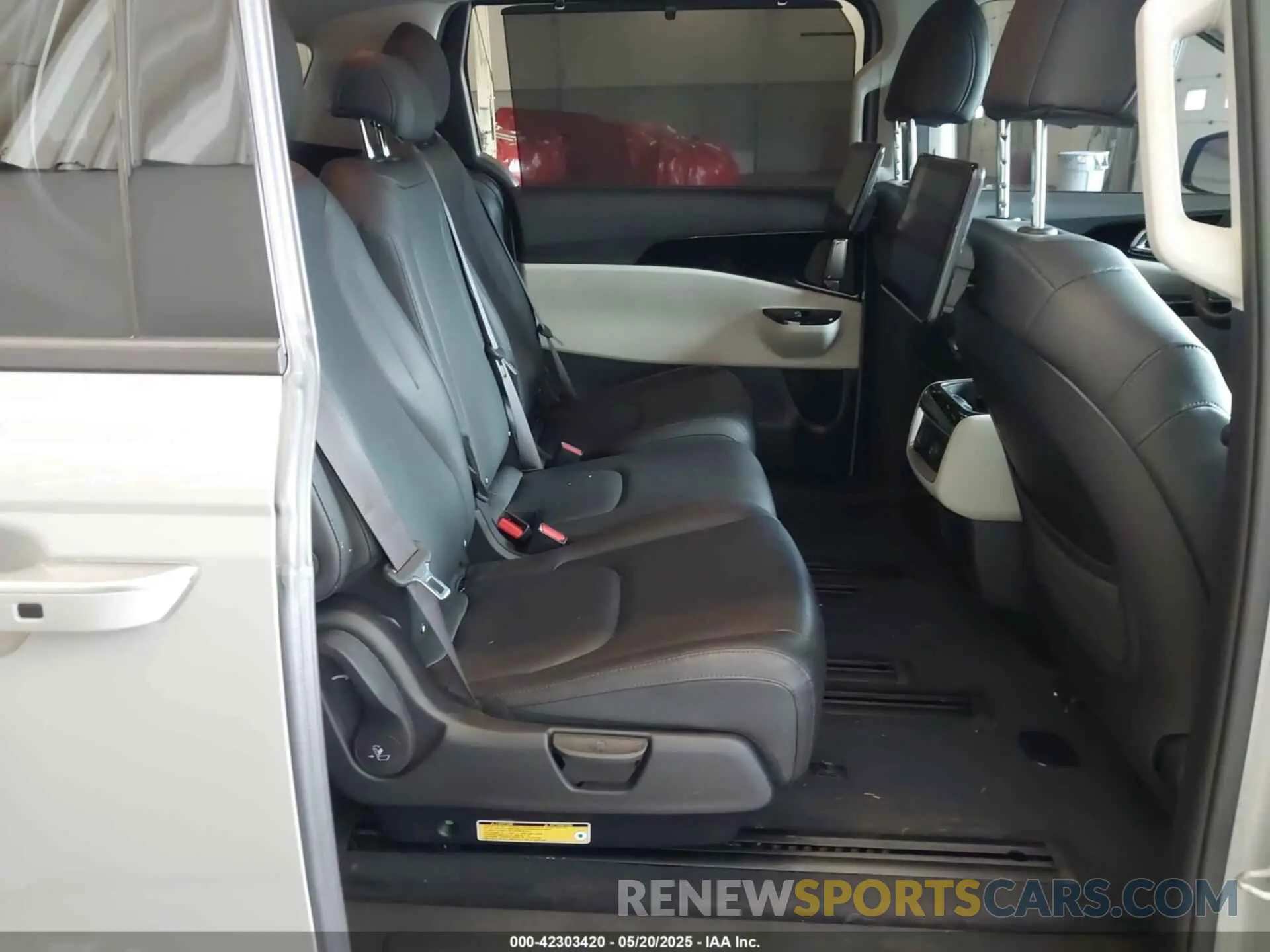 8 fotografías del automóvil dañado KNDNE5H38N6143429 KIA CARNIVAL MPV 2022