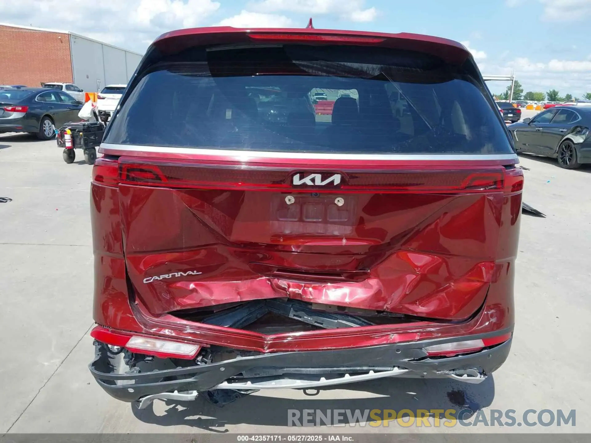 6 fotografías del automóvil dañado KNDNB4H31P6213780 KIA CARNIVAL MPV 2023