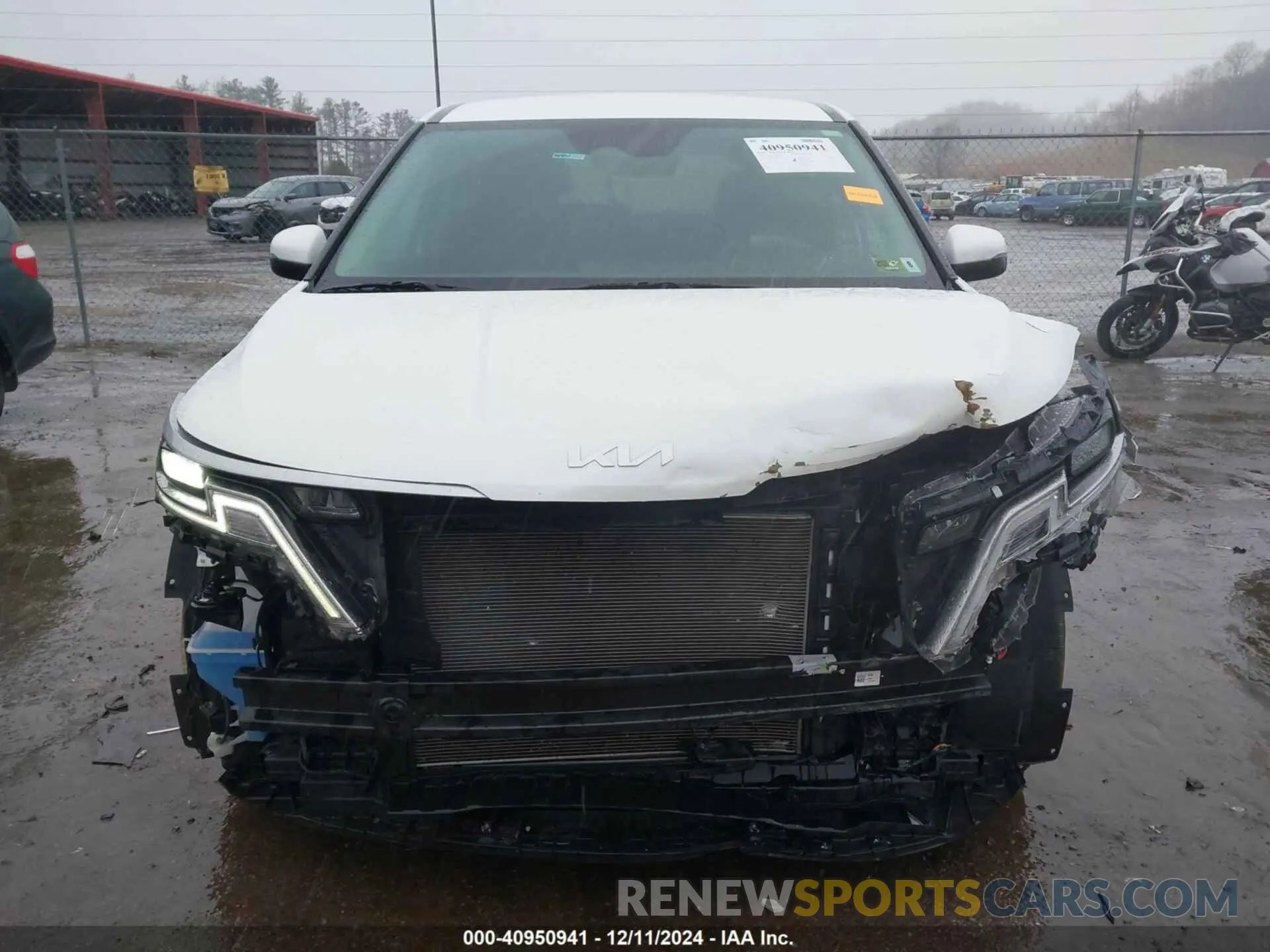 13 fotografías del automóvil dañado KNDNB4H36P6197303 KIA CARNIVAL MPV 2023