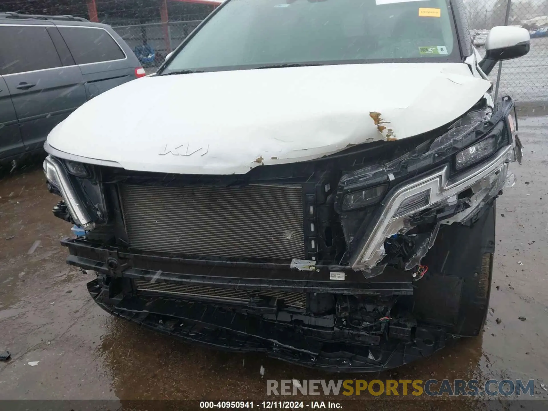 18 fotografías del automóvil dañado KNDNB4H36P6197303 KIA CARNIVAL MPV 2023