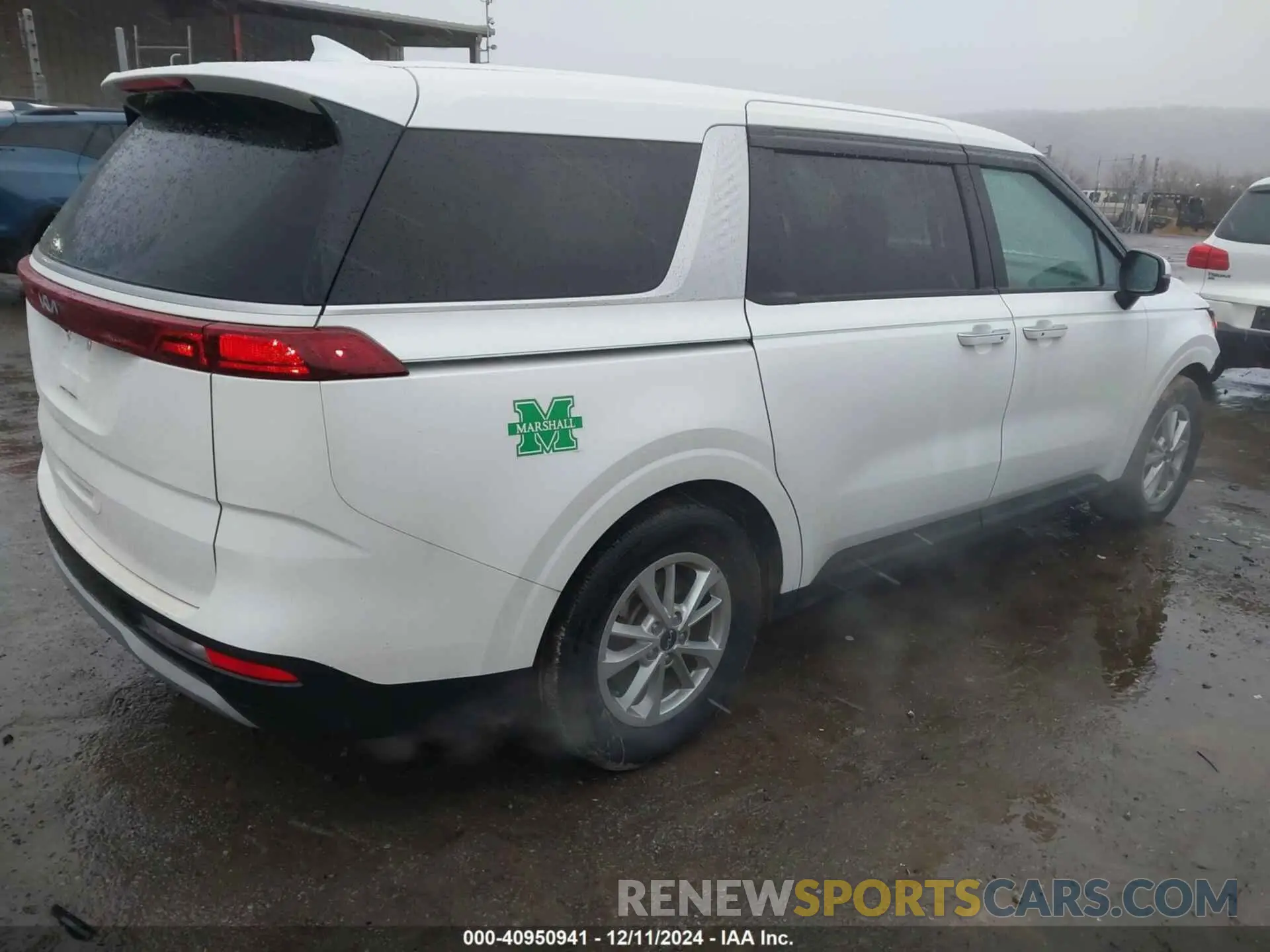 4 fotografías del automóvil dañado KNDNB4H36P6197303 KIA CARNIVAL MPV 2023