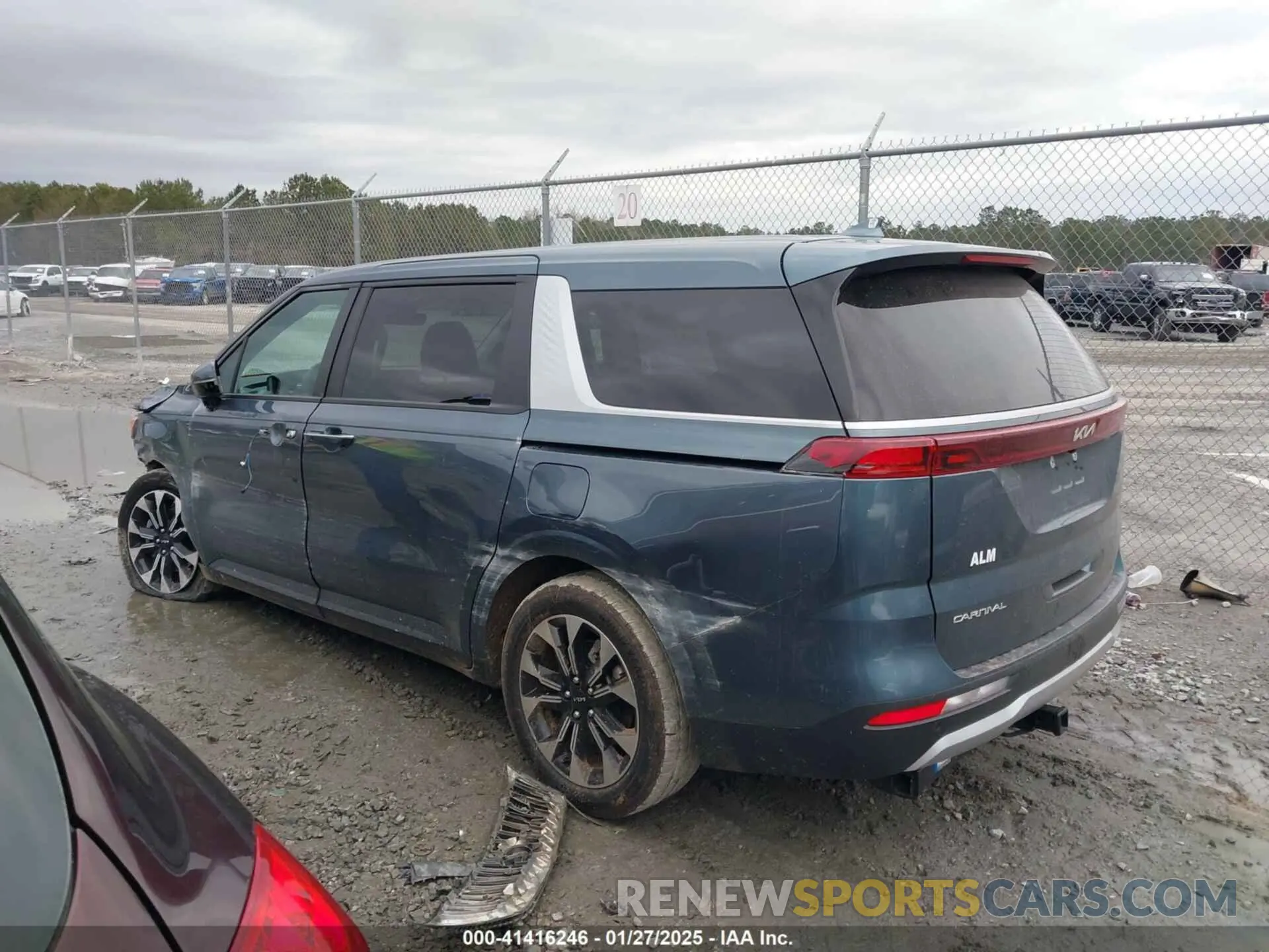14 fotografías del automóvil dañado KNDNC5H37P6261383 KIA CARNIVAL MPV 2023