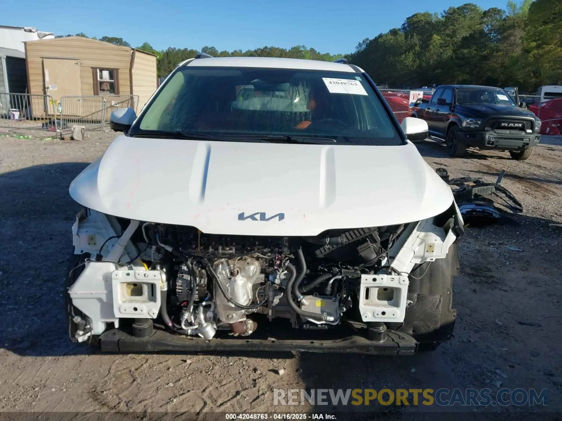13 fotografías del automóvil dañado KNDNE5H36P6222827 KIA CARNIVAL MPV 2023