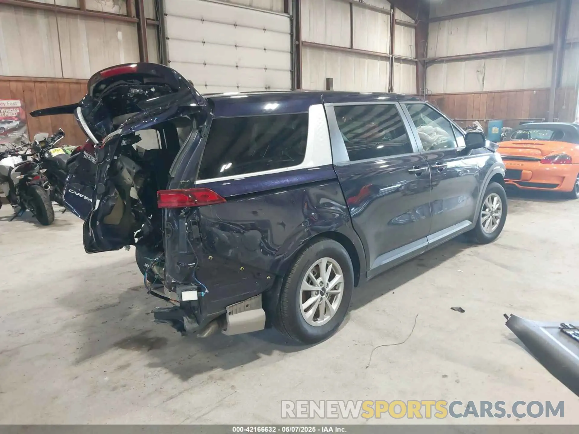 4 fotografías del automóvil dañado KNDNB4H31R6397993 KIA CARNIVAL MPV 2024
