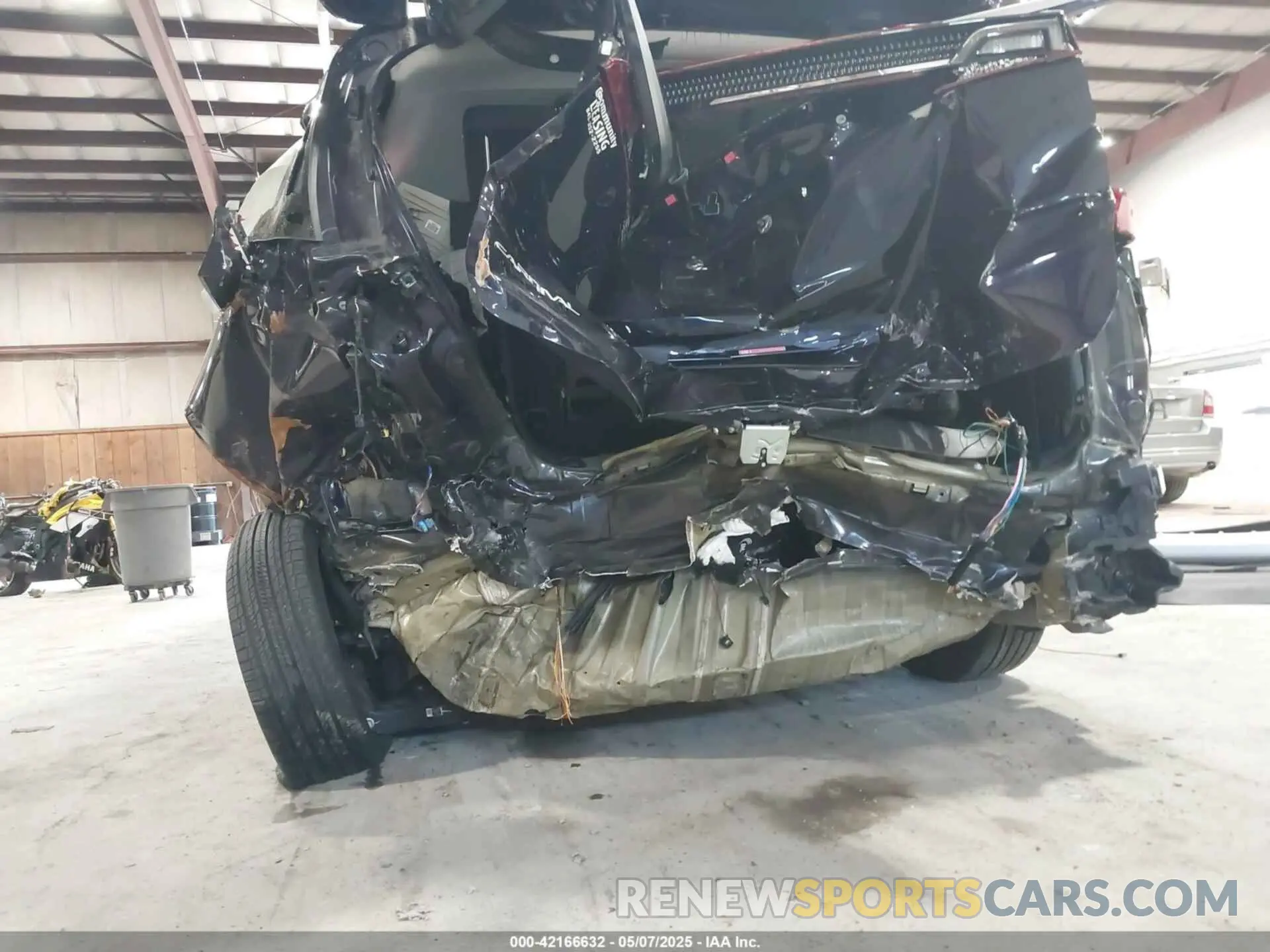 6 fotografías del automóvil dañado KNDNB4H31R6397993 KIA CARNIVAL MPV 2024