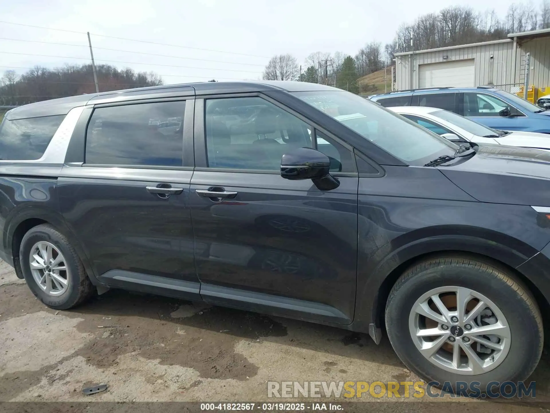 13 fotografías del automóvil dañado KNDNB4H31R6423265 KIA CARNIVAL MPV 2024