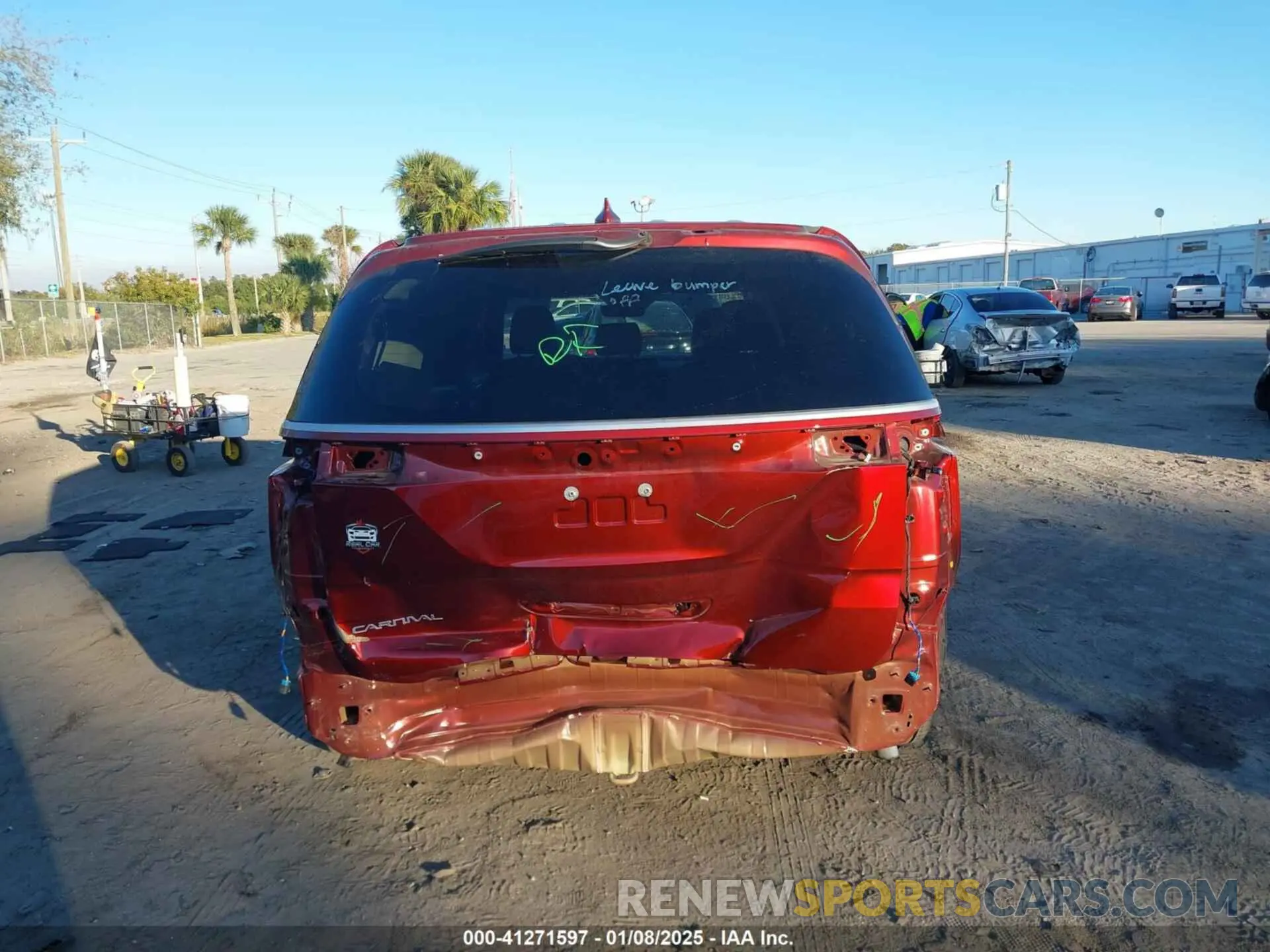 17 fotografías del automóvil dañado KNDNB4H33R6405849 KIA CARNIVAL MPV 2024