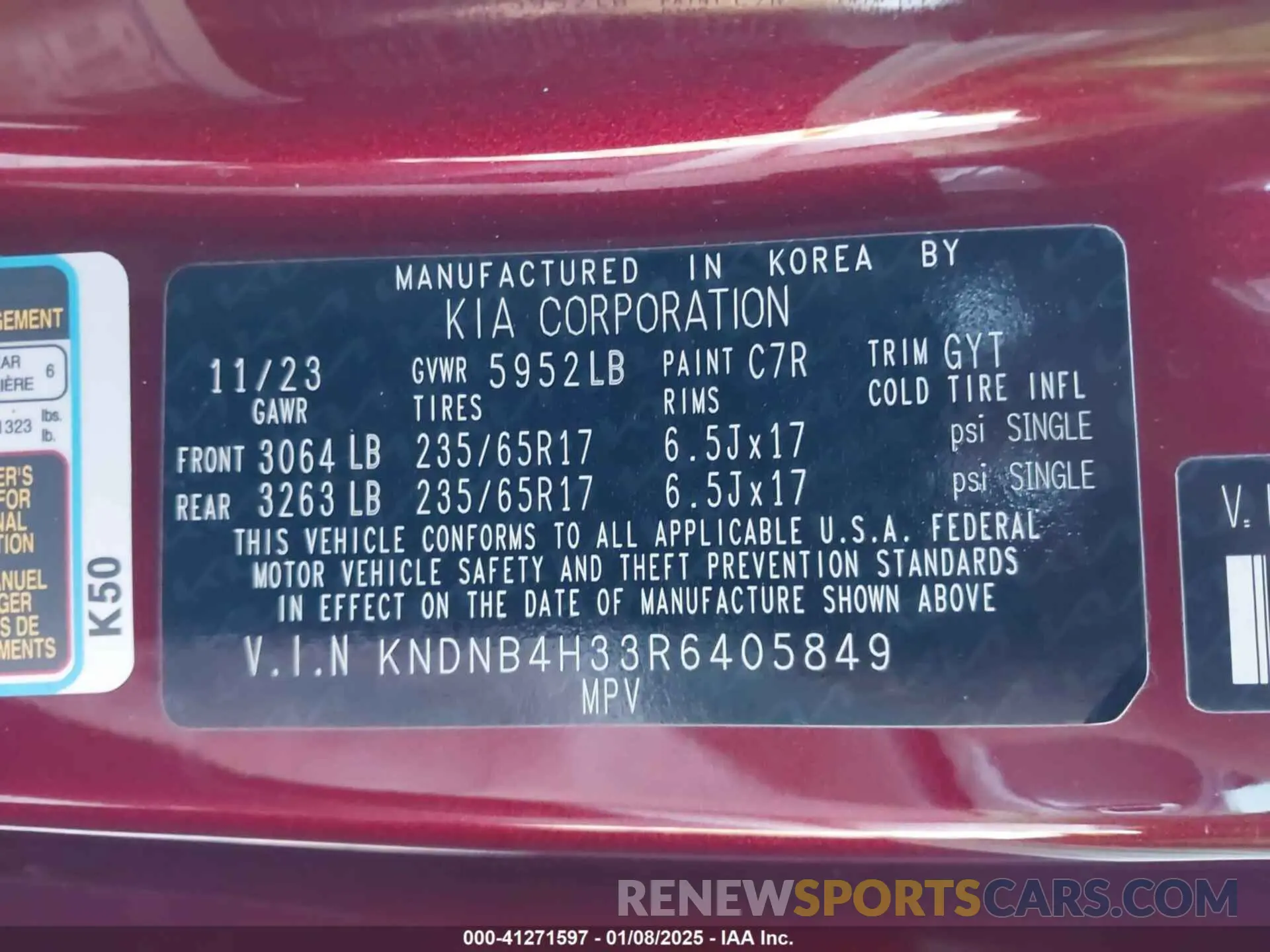 9 fotografías del automóvil dañado KNDNB4H33R6405849 KIA CARNIVAL MPV 2024