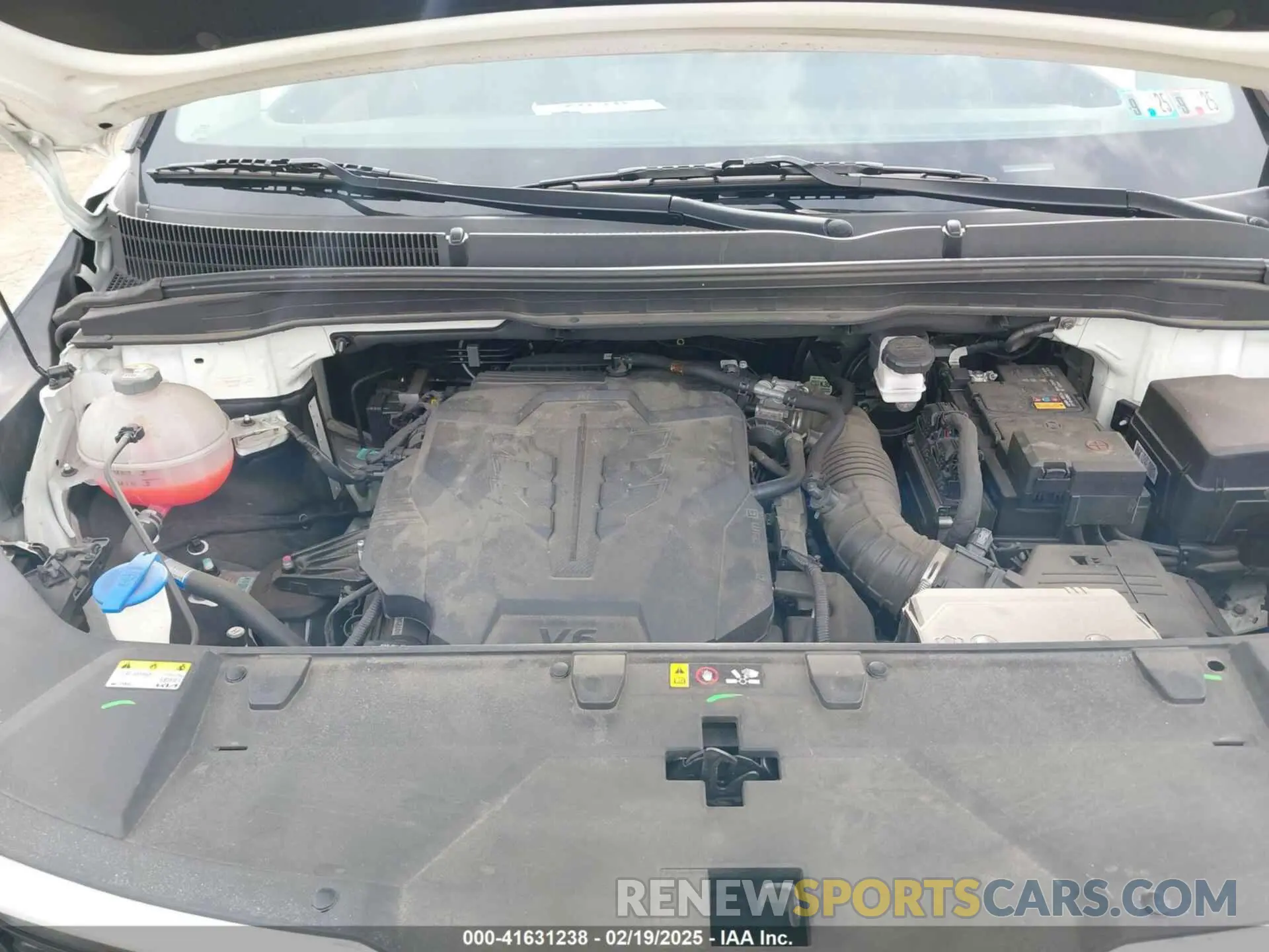 10 fotografías del automóvil dañado KNDNB4H34R6328831 KIA CARNIVAL MPV 2024