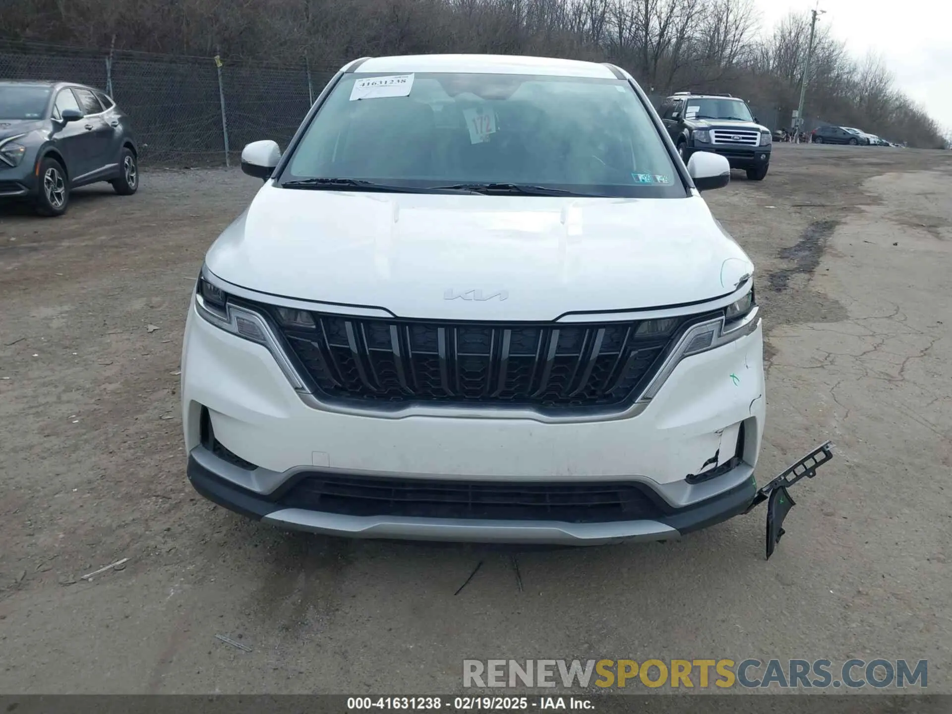 13 fotografías del automóvil dañado KNDNB4H34R6328831 KIA CARNIVAL MPV 2024