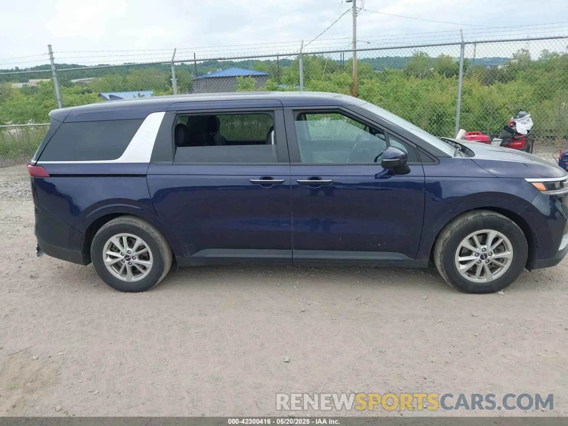 13 fotografías del automóvil dañado KNDNB4H35R6350739 KIA CARNIVAL MPV 2024