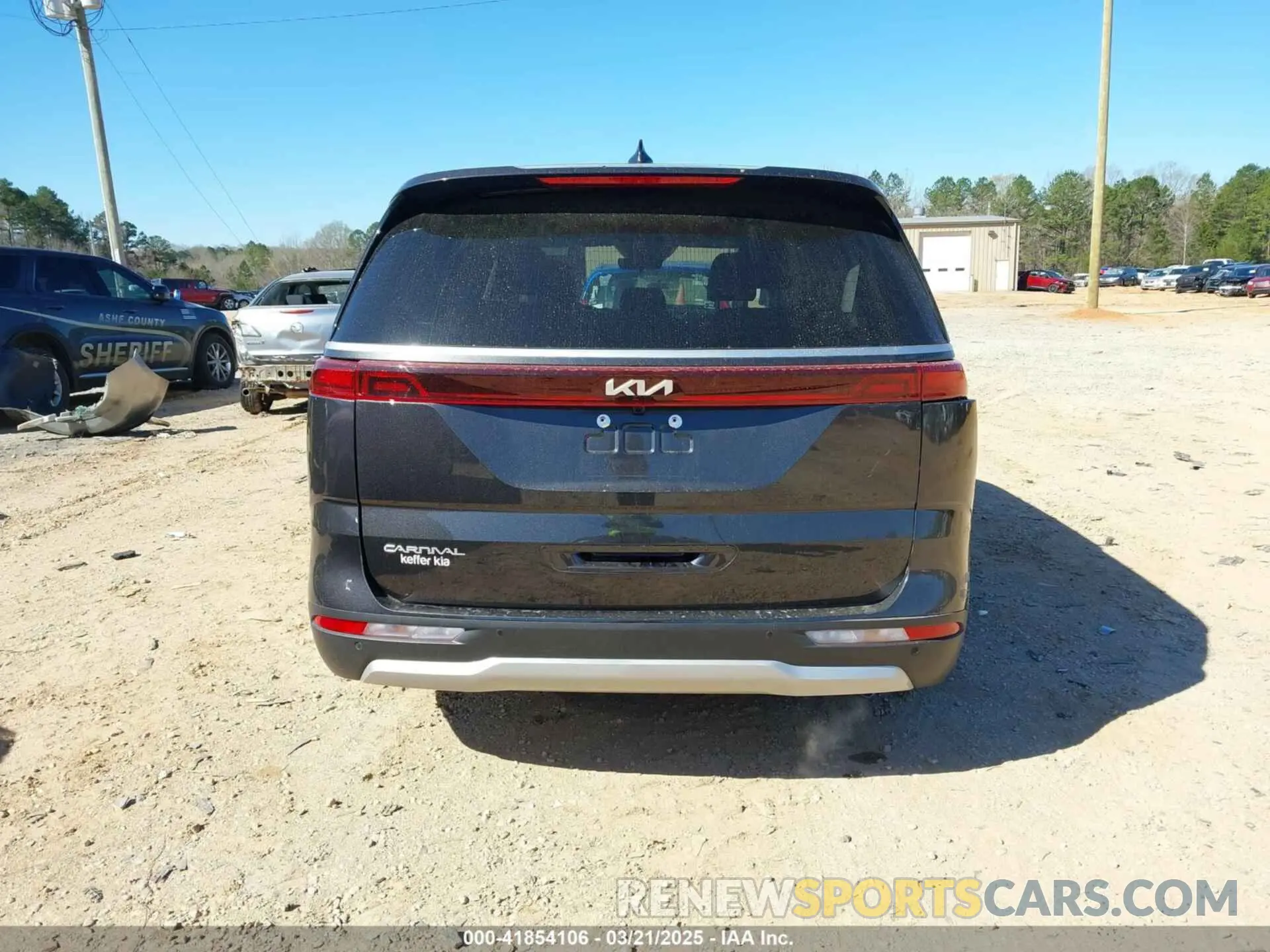 17 fotografías del automóvil dañado KNDNB4H36R6415744 KIA CARNIVAL MPV 2024