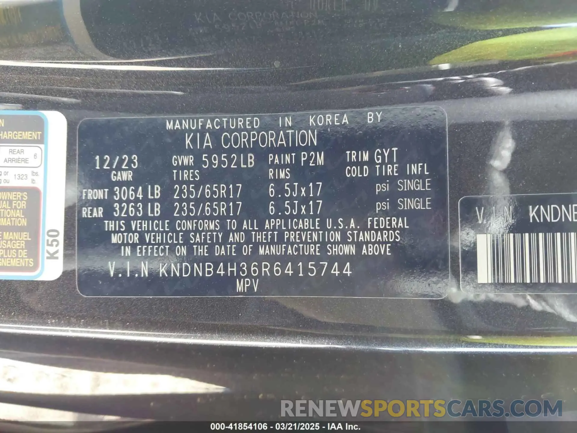9 fotografías del automóvil dañado KNDNB4H36R6415744 KIA CARNIVAL MPV 2024