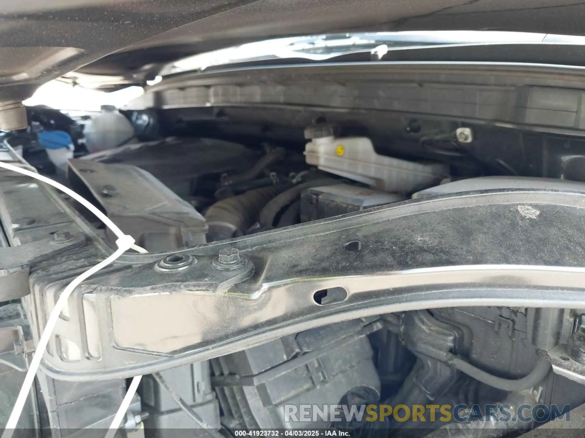 10 fotografías del automóvil dañado KNDNC5H30R6314489 KIA CARNIVAL MPV 2024