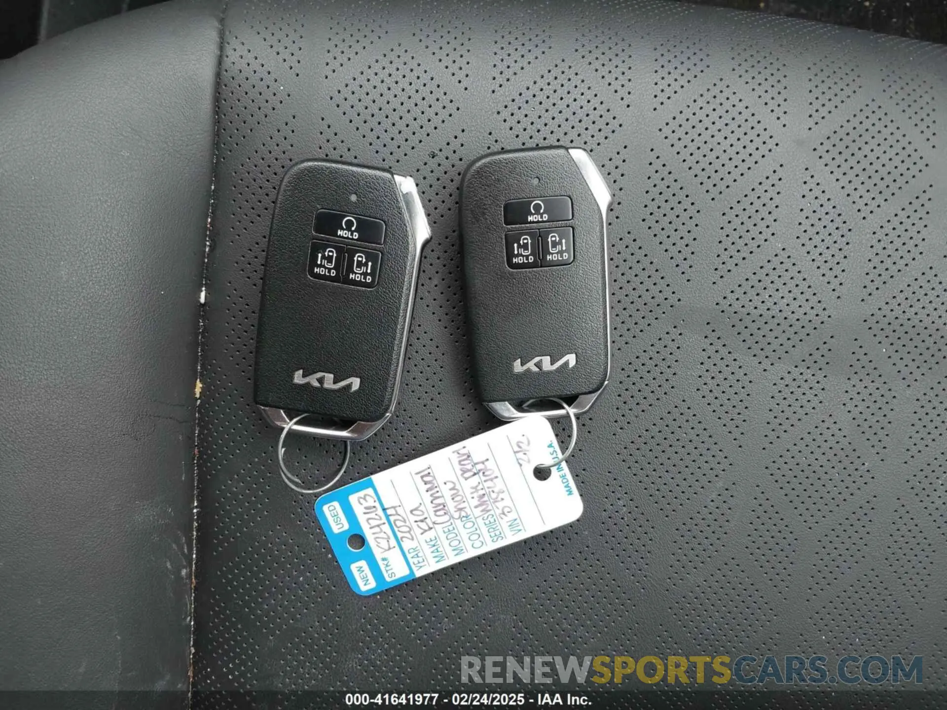 11 fotografías del automóvil dañado KNDNC5H30R6378404 KIA CARNIVAL MPV 2024