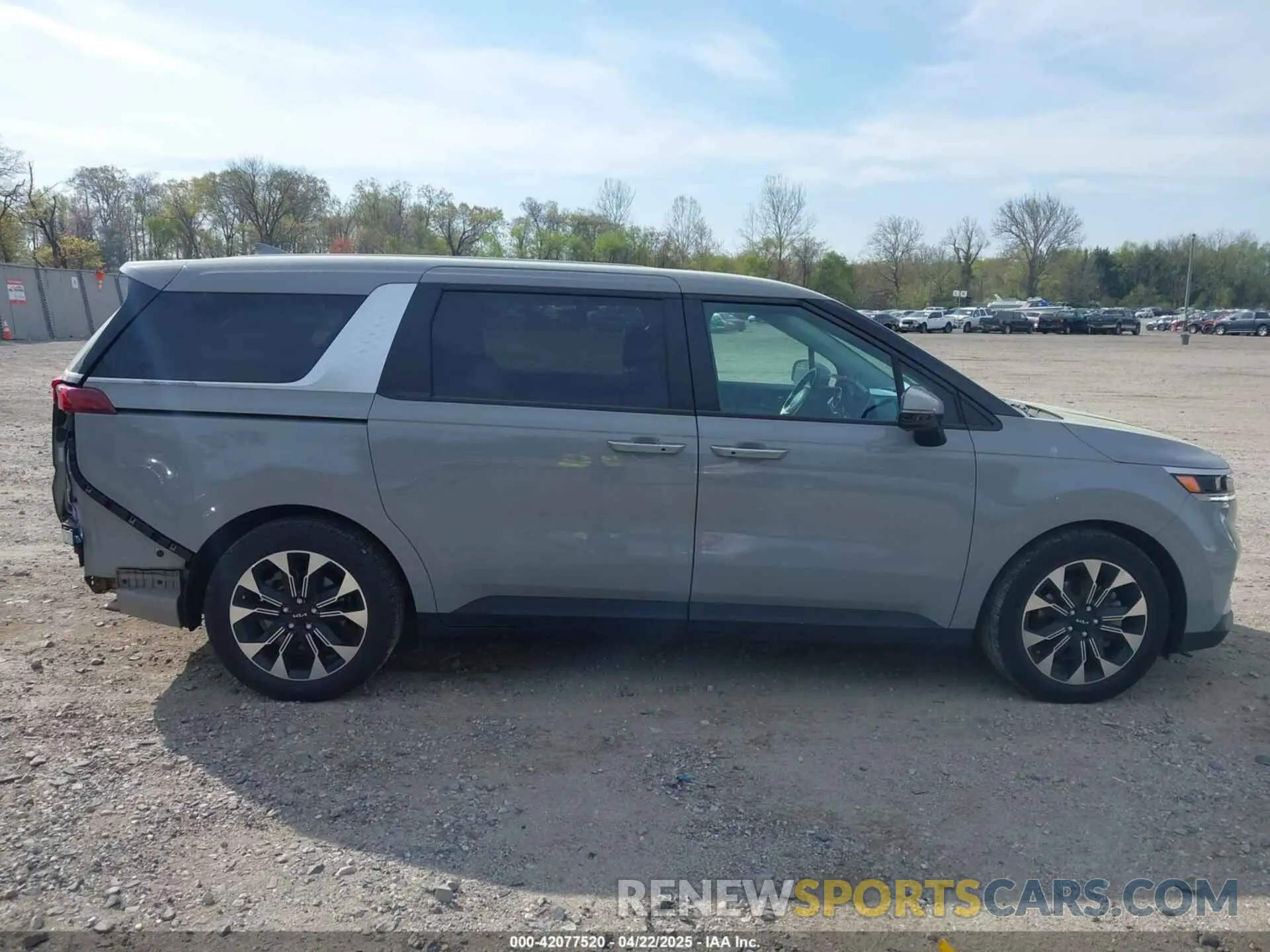 14 fotografías del automóvil dañado KNDNC5H34R6406155 KIA CARNIVAL MPV 2024