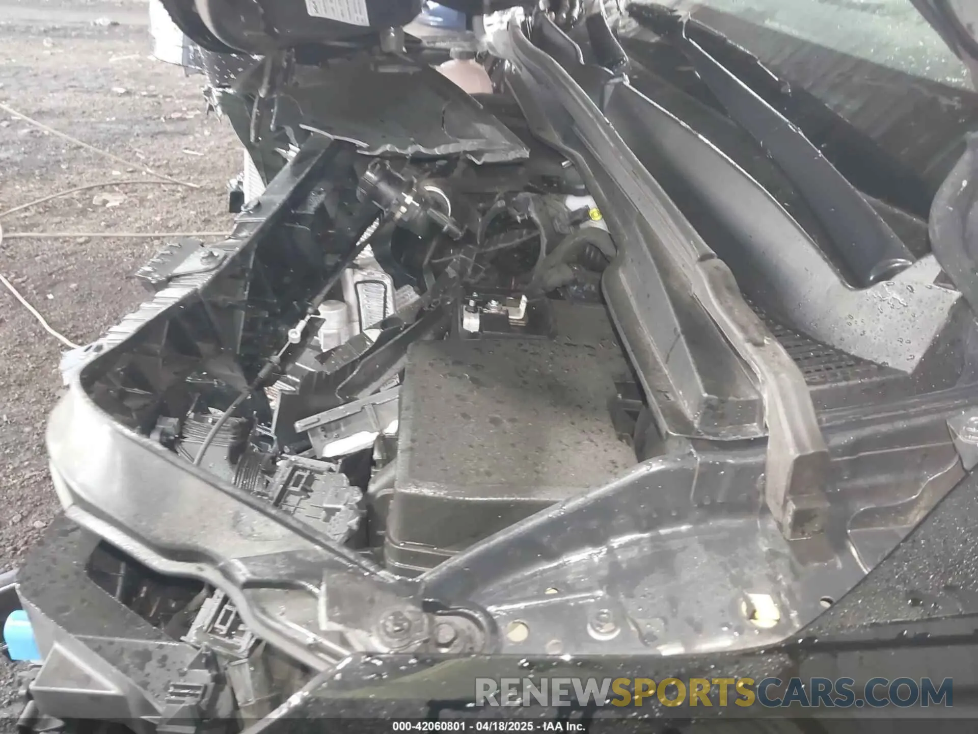10 fotografías del automóvil dañado KNDNC5H39R6406040 KIA CARNIVAL MPV 2024
