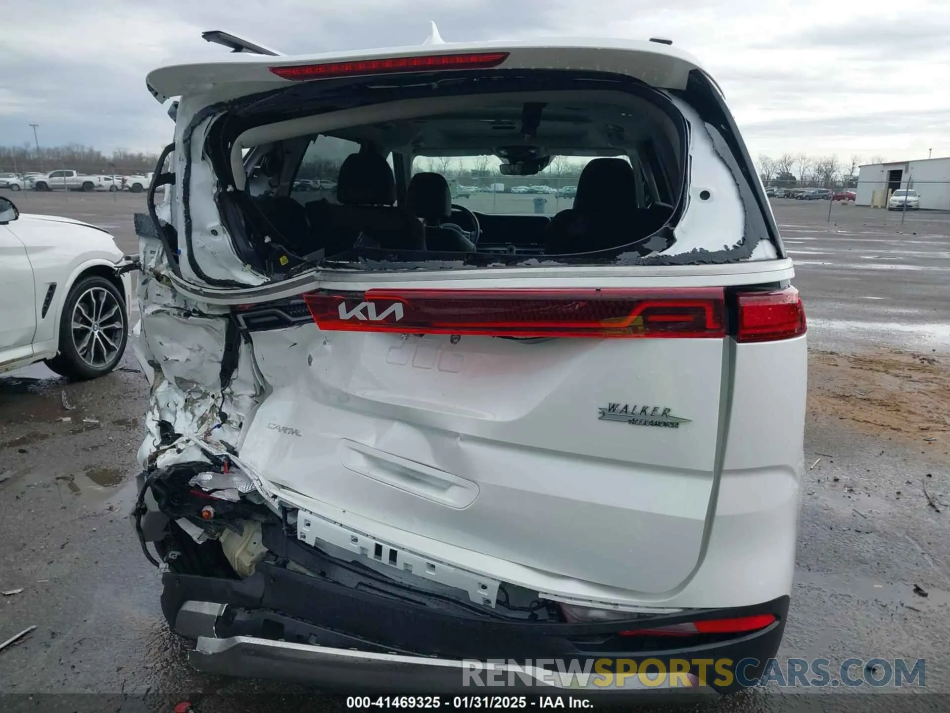 8 fotografías del automóvil dañado KNDNE5H33R6340918 KIA CARNIVAL MPV 2024