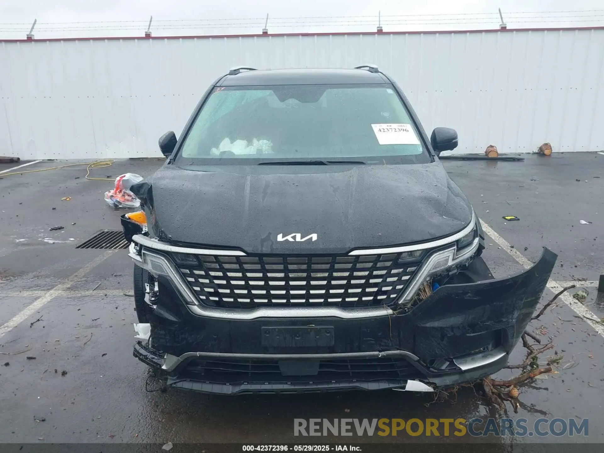 11 fotografías del automóvil dañado KNDNE5H33R6424382 KIA CARNIVAL MPV 2024