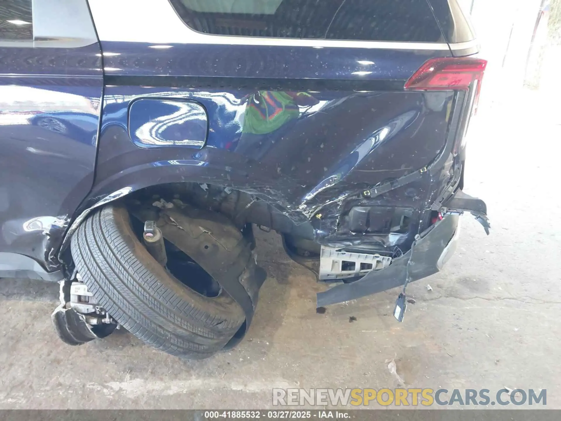 6 fotografías del automóvil dañado KNDNB5K3XS6462795 KIA CARNIVAL MPV 2025