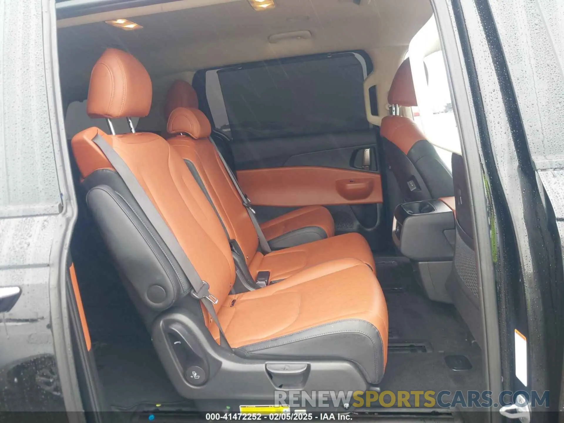 8 fotografías del automóvil dañado KNDNC5K32S6469477 KIA CARNIVAL MPV 2025