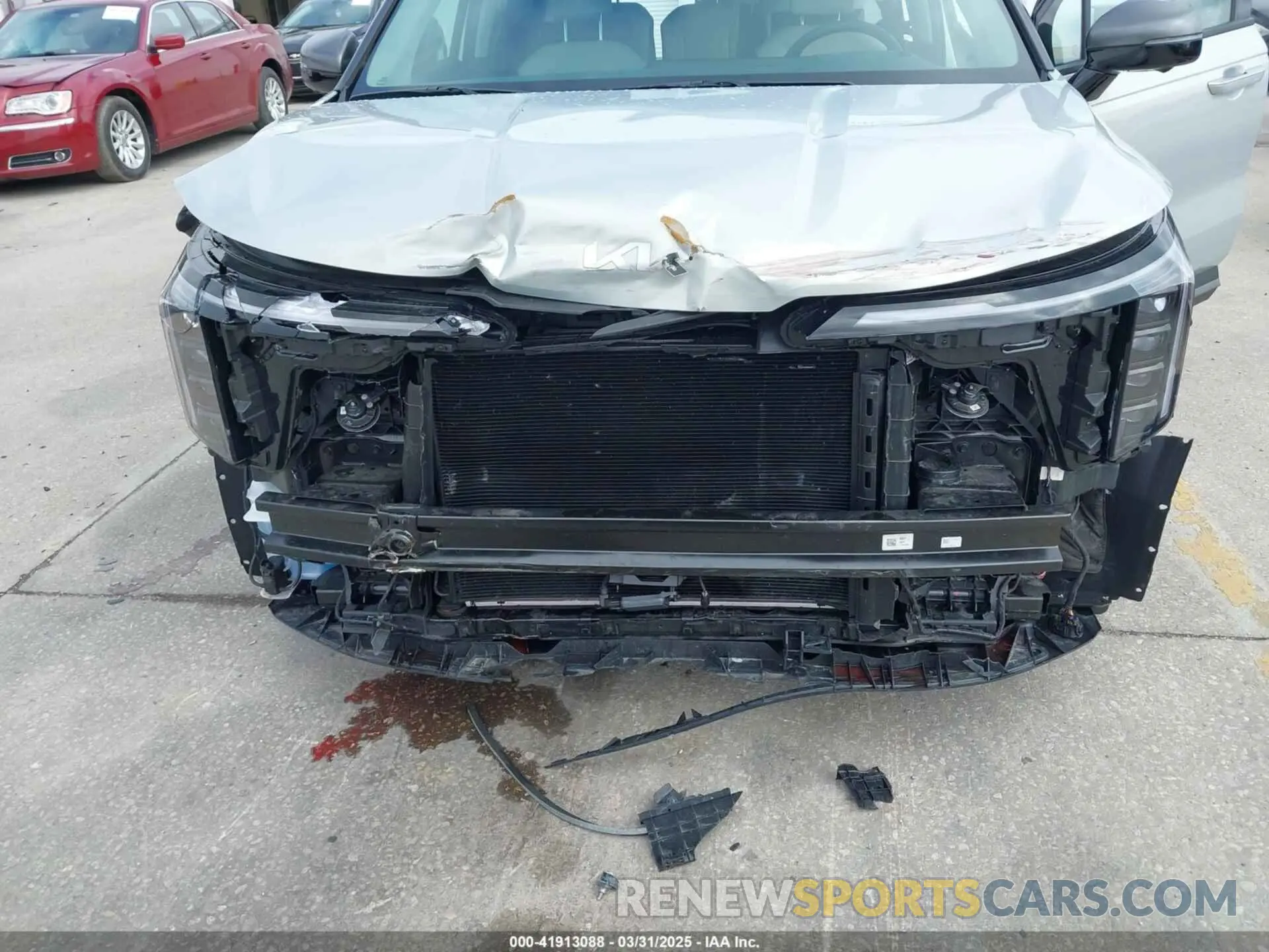 6 fotografías del automóvil dañado KNDNE5K38S6462298 KIA CARNIVAL MPV 2025