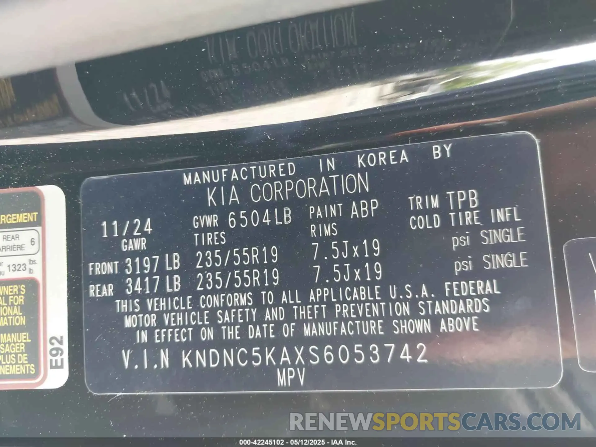 9 fotografías del automóvil dañado KNDNC5KAXS6053742 KIA CARNIVAL MPV HYBRID 2025