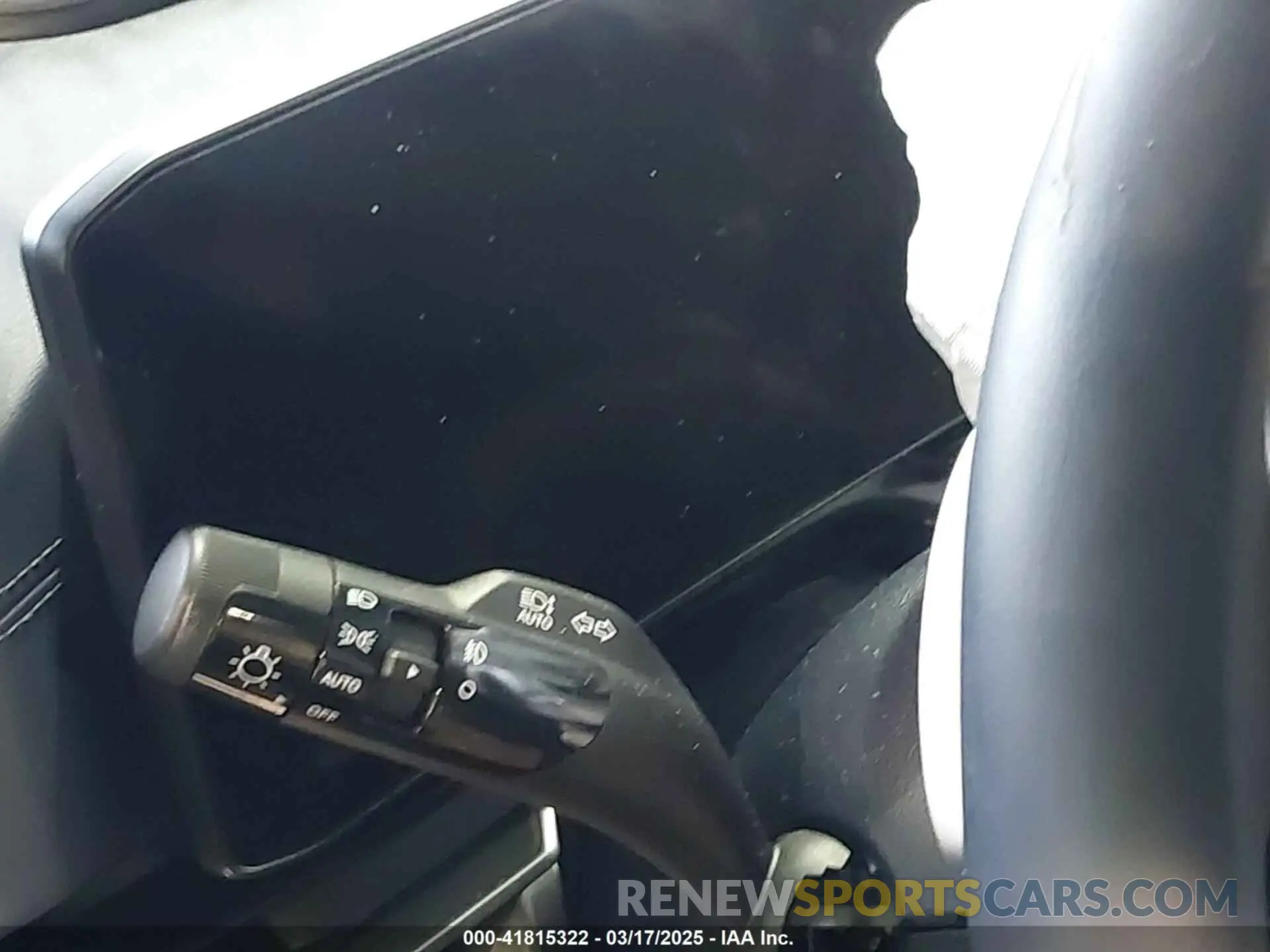 14 fotografías del automóvil dañado KNDNE5KA4S6033593 KIA CARNIVAL MPV HYBRID 2025