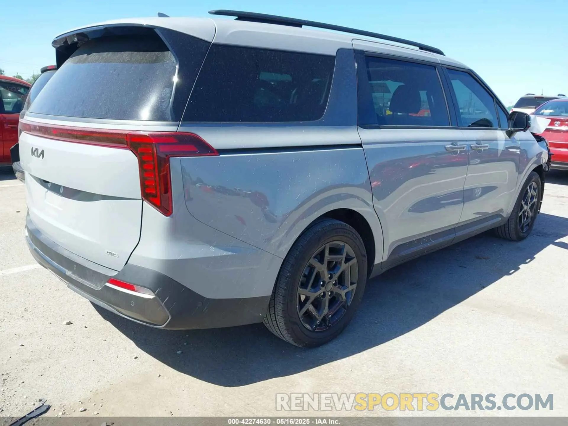4 fotografías del automóvil dañado KNDNE5KA7S6034155 KIA CARNIVAL MPV HYBRID 2025